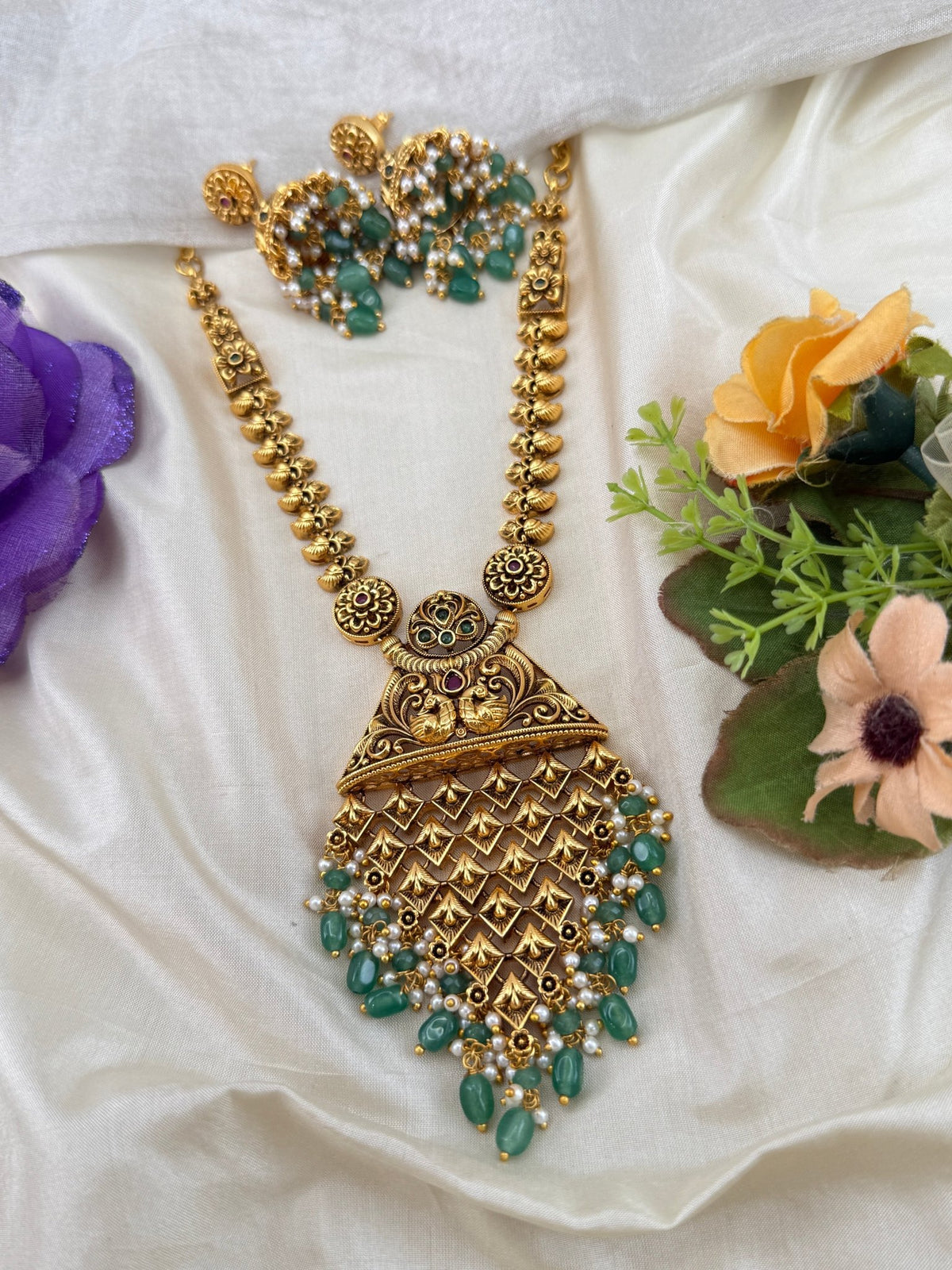 Antique Mid Long Pendant Necklace Set | 256 - Mahilas