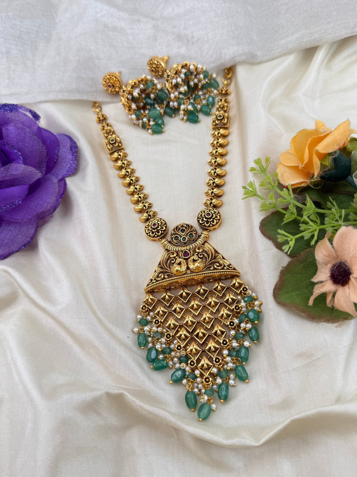 Antique Mid Long Pendant Necklace Set | 256 - Mahilas