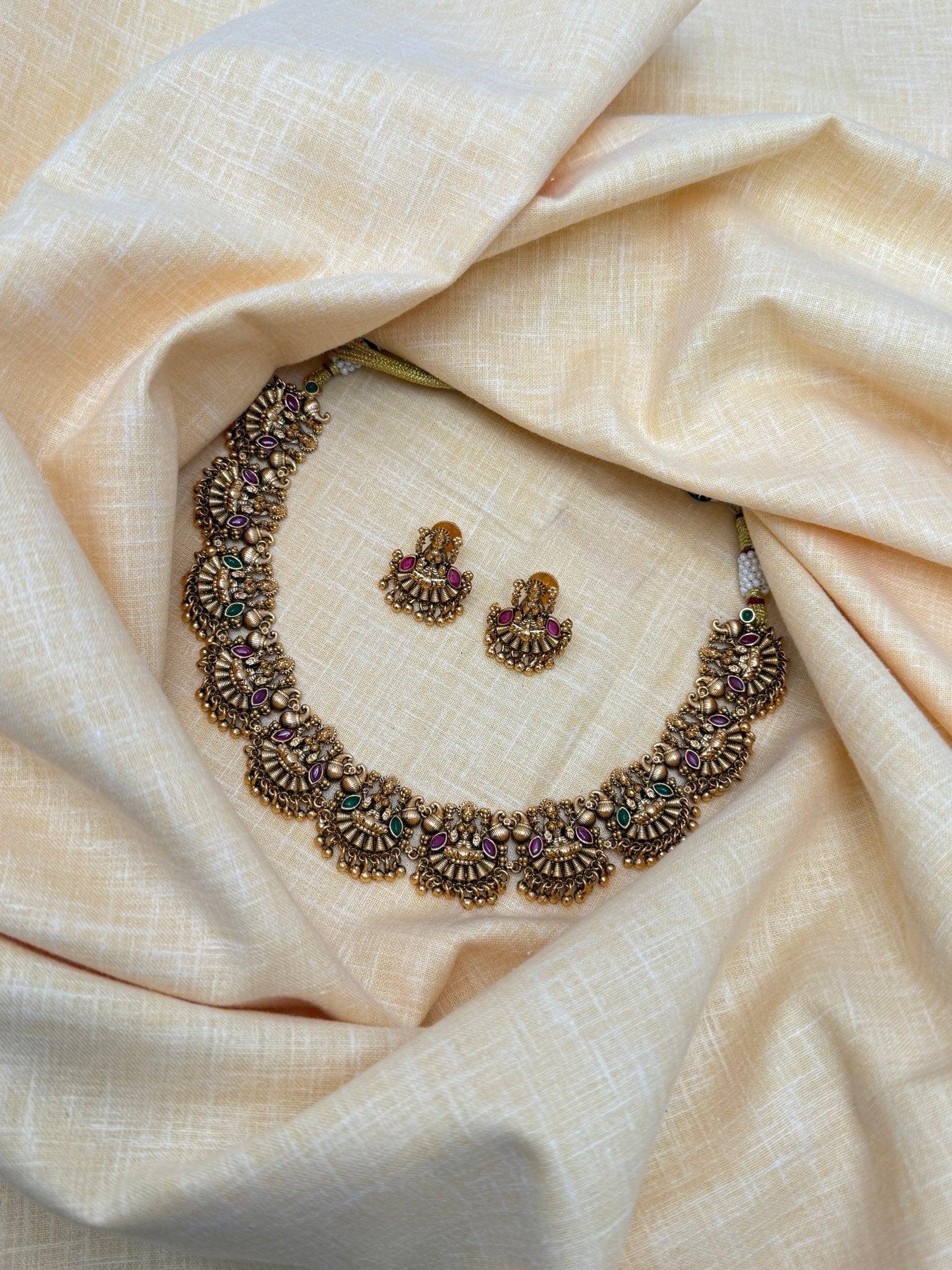 Antique Necklace 0333 - Mahilas