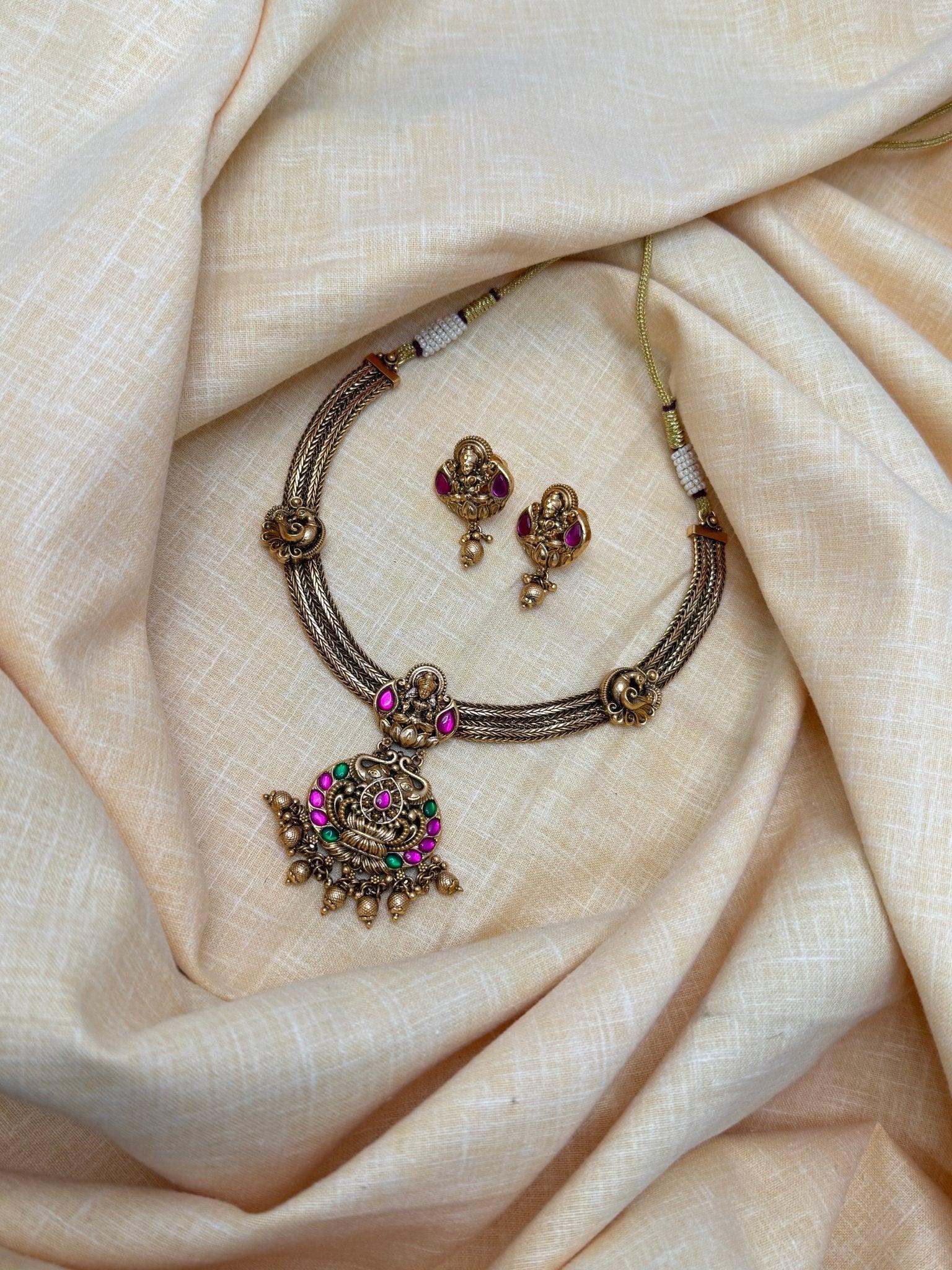 Antique Necklace 0341 - Mahilas