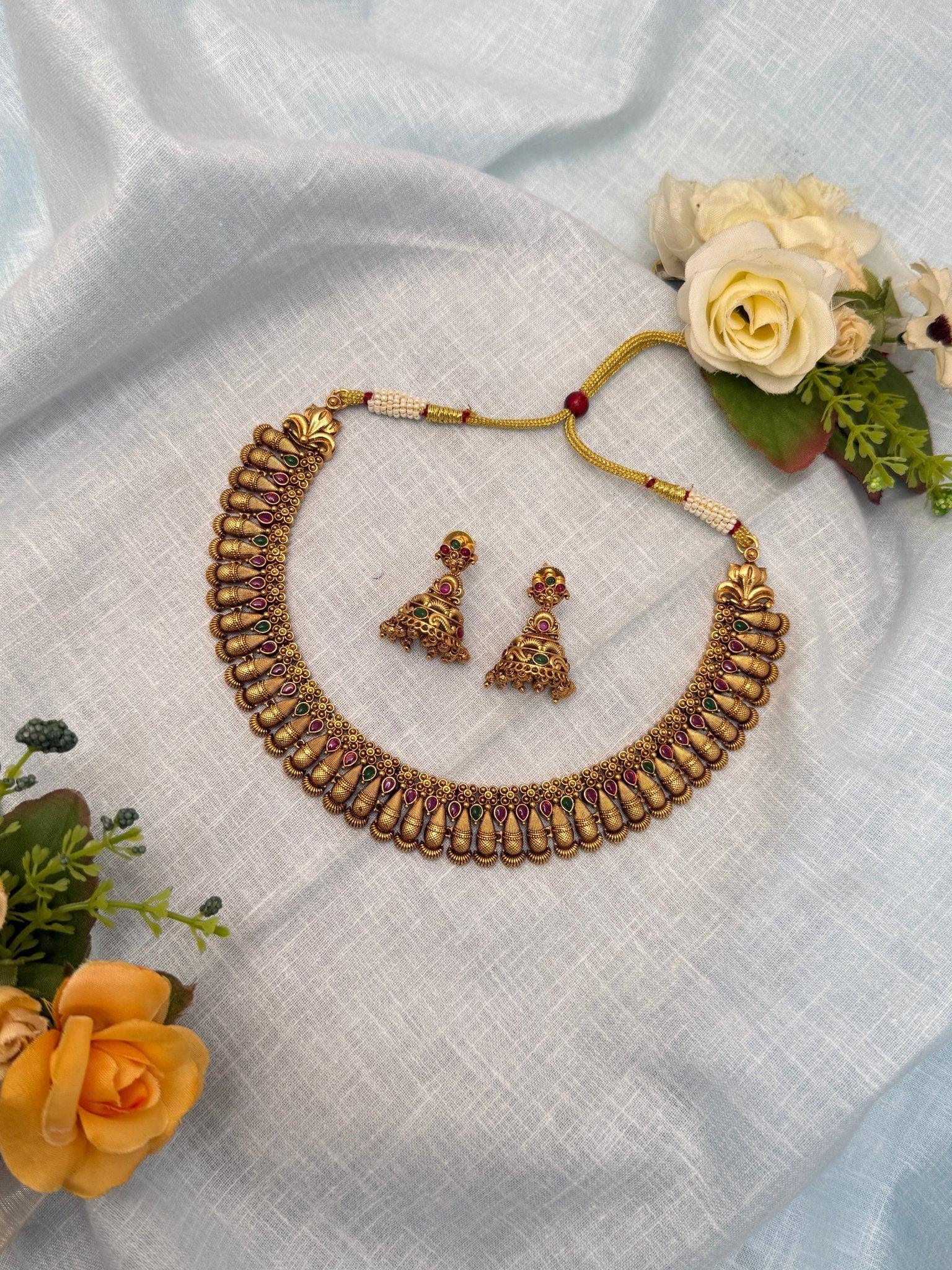 Antique Necklace 0344 - Mahilas