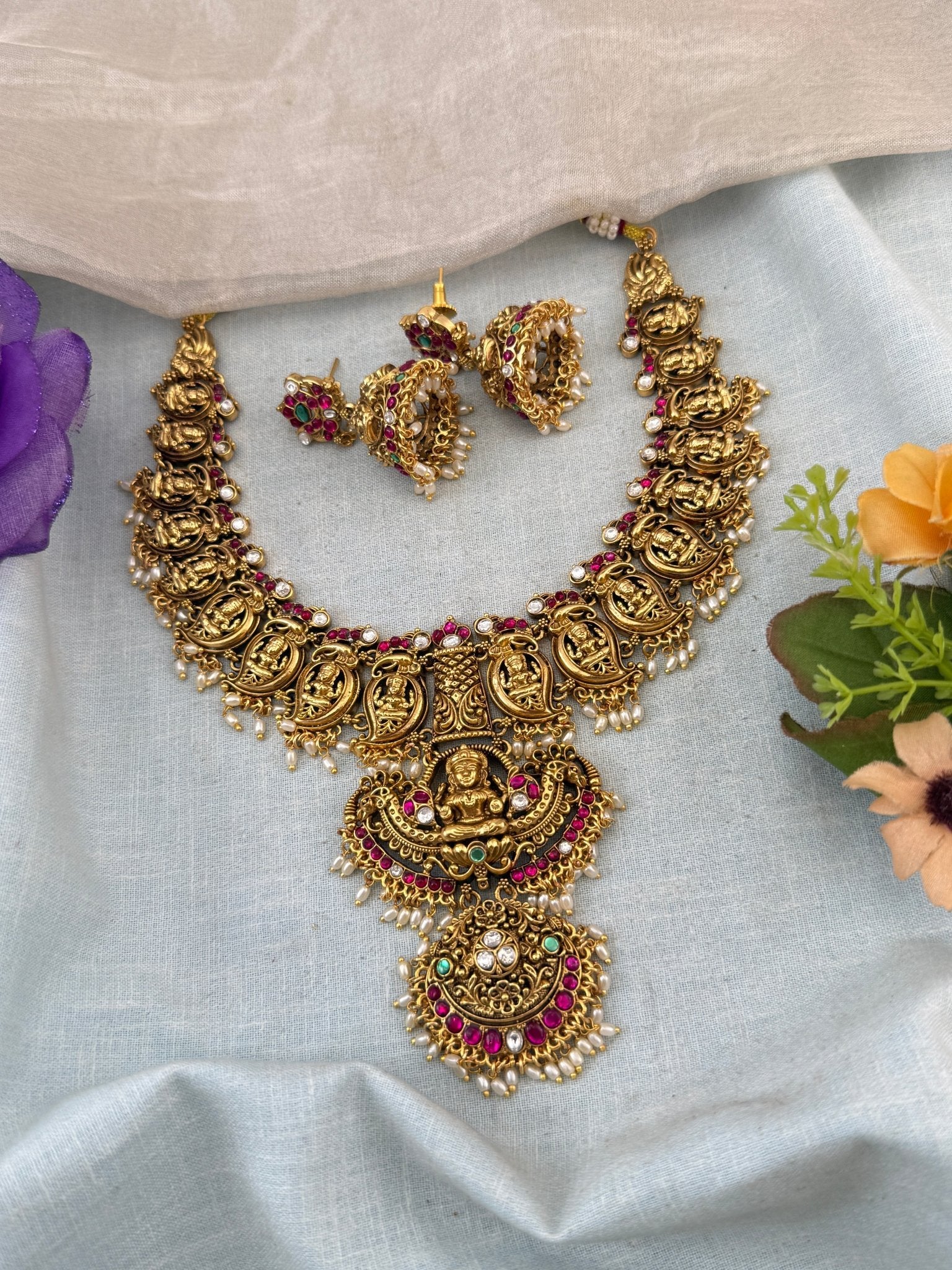 Antique Necklace Mango Pendant Grand Short Set | N0039 - Mahilas