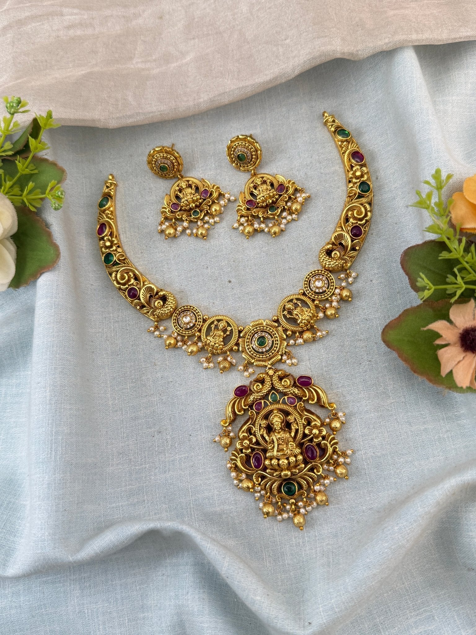Antique Necklace Peacock Lakshmi Pendant Kanti Set | N0099 - Mahilas