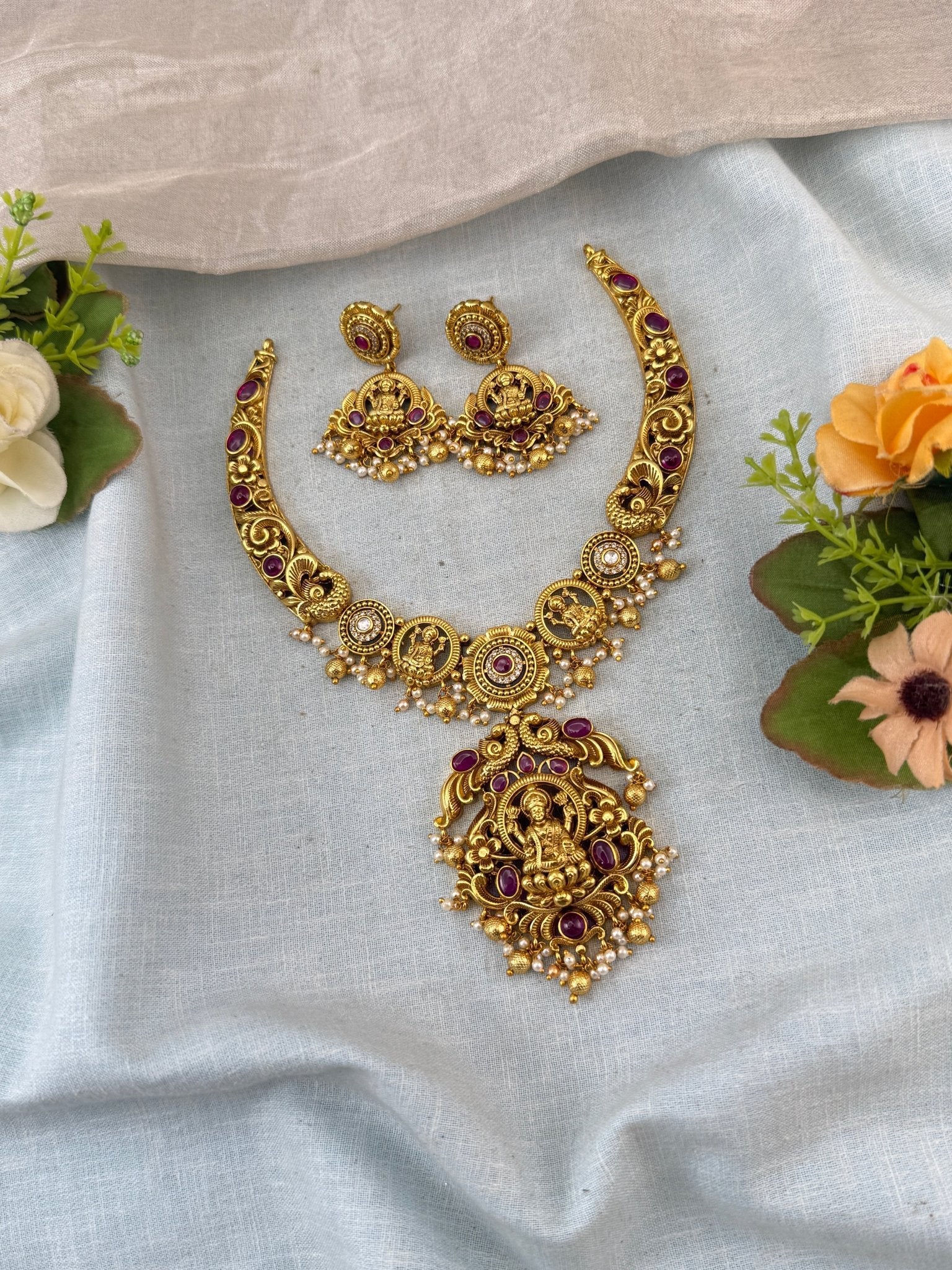Antique Necklace Peacock Lakshmi Pendant Kanti Set | N0102 - Mahilas