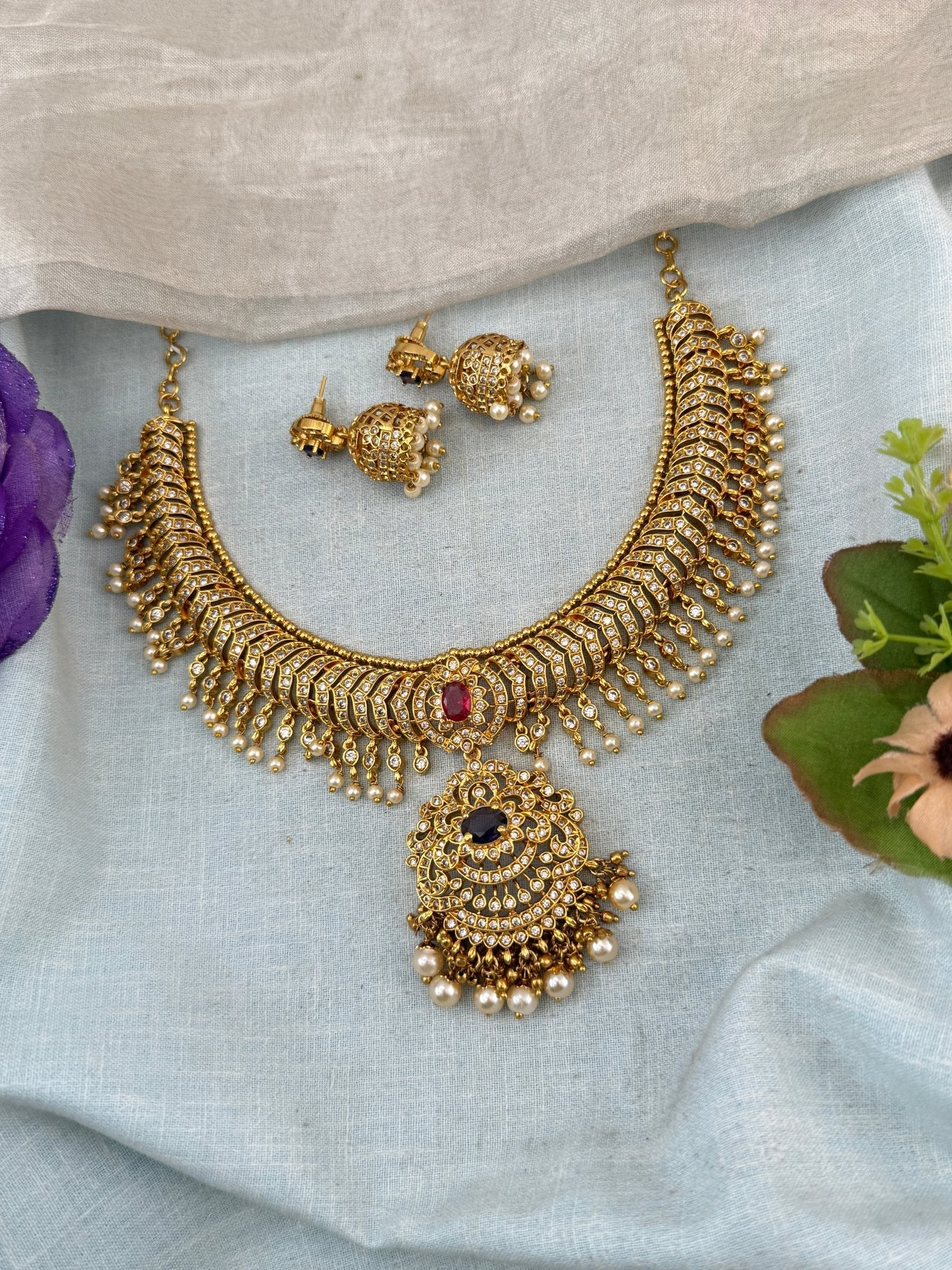 Antique Necklace Stone Pendant Royal Short Set | N0068 - Mahilas