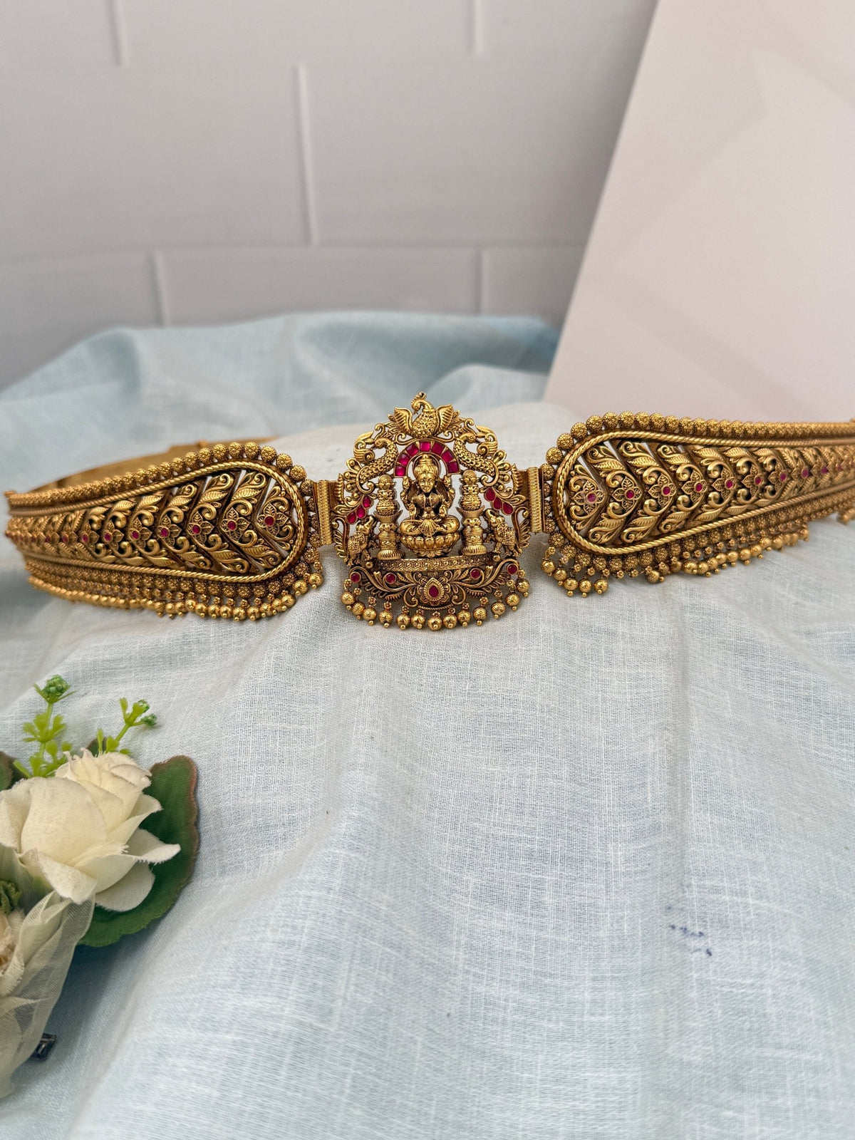 Antique Peacock Grand Vaddanam Kamarbandh | V0063 - Mahilas