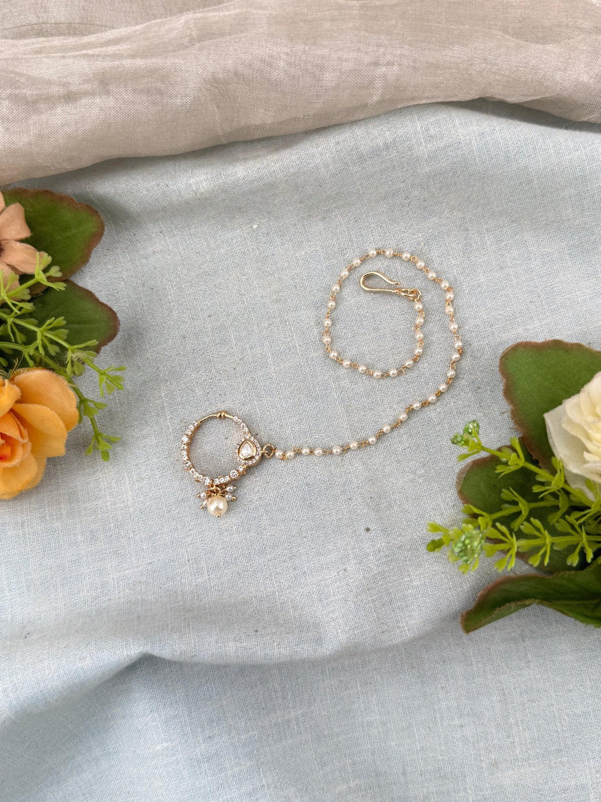 Antique Pressing Nose Pin | O0040 - Mahilas