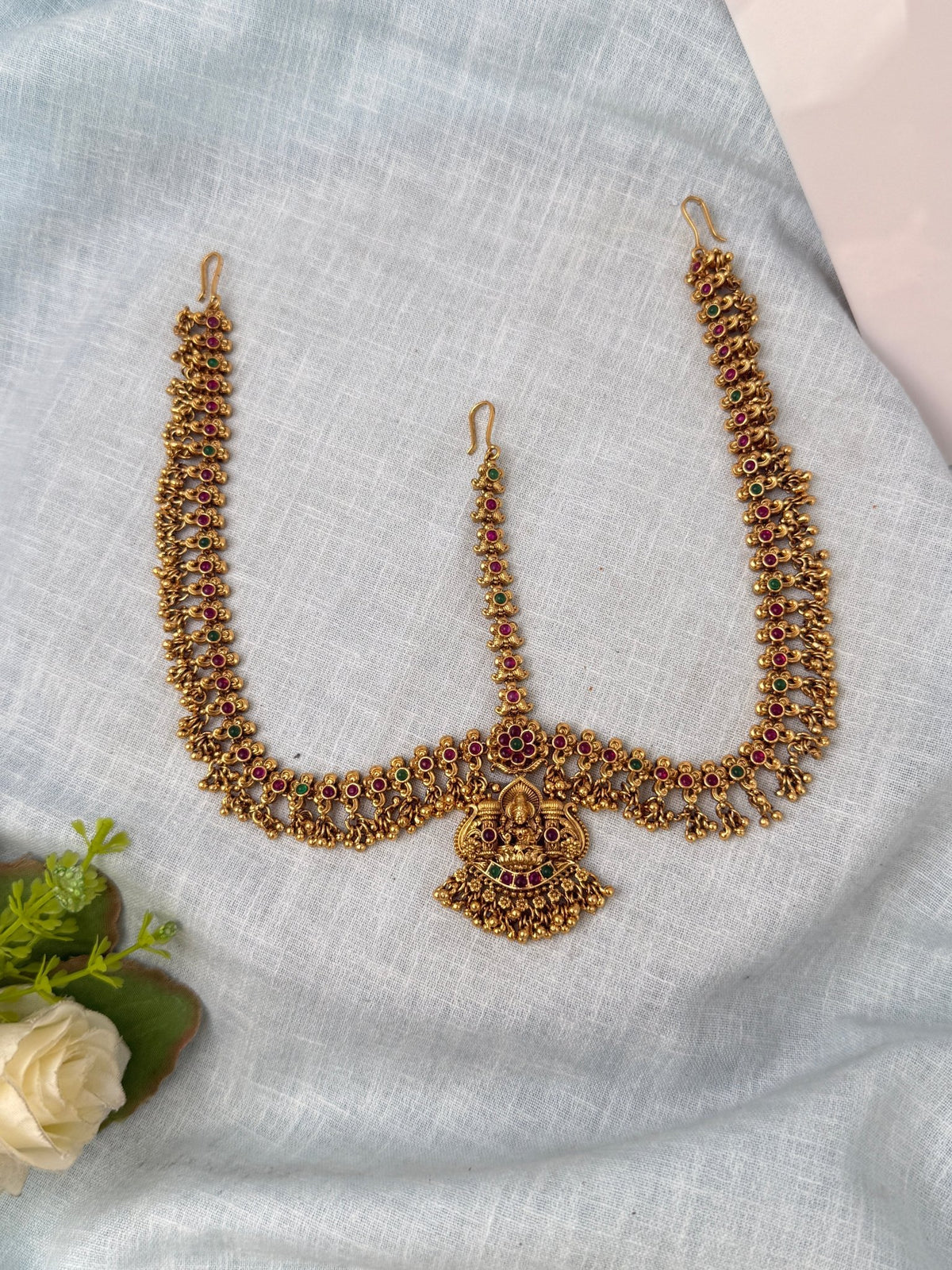 Antique Royal Maang Tikka Set| M0941 - Mahilas