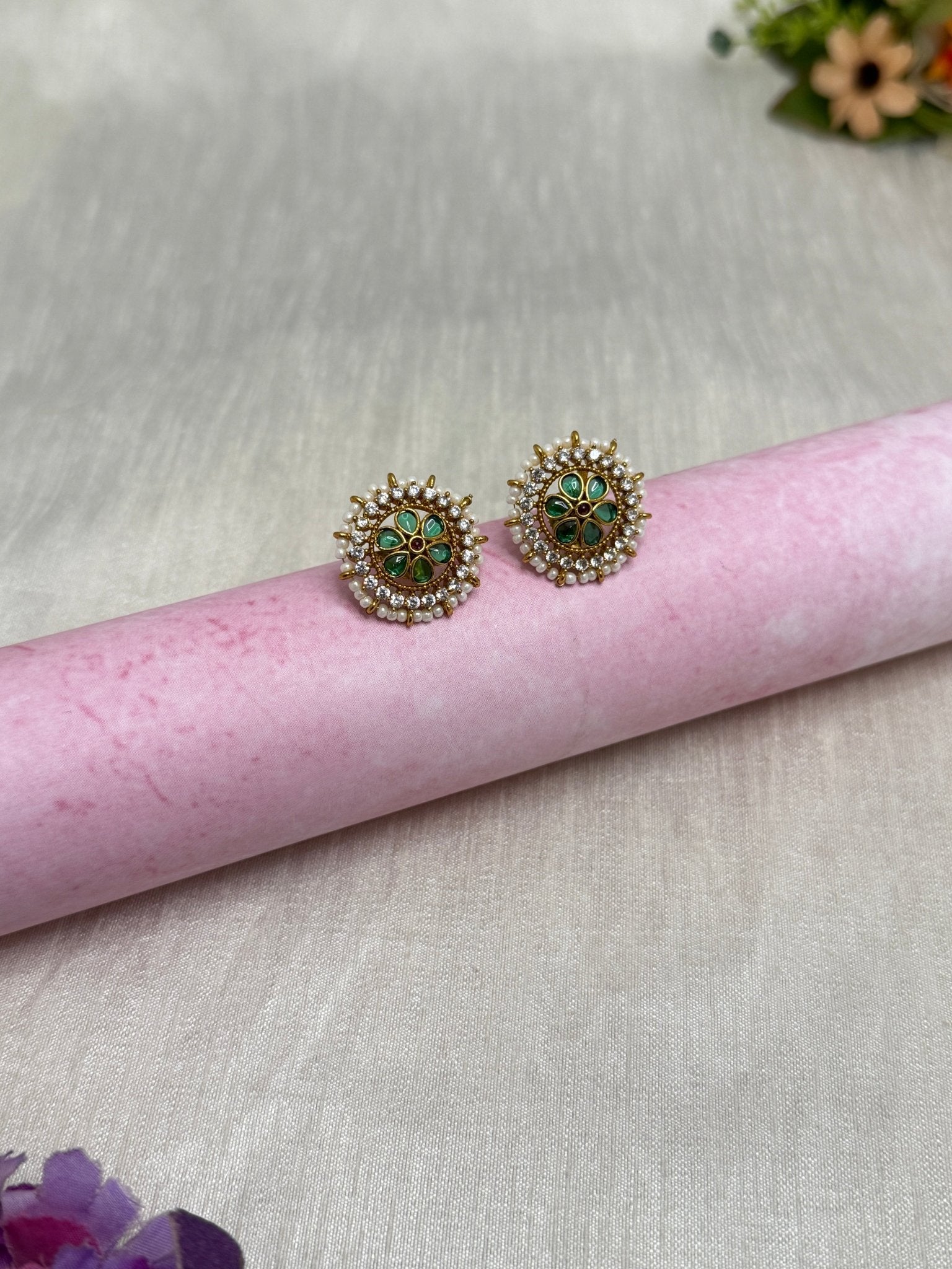 Antique Stud Earrings 0198 - Mahilas