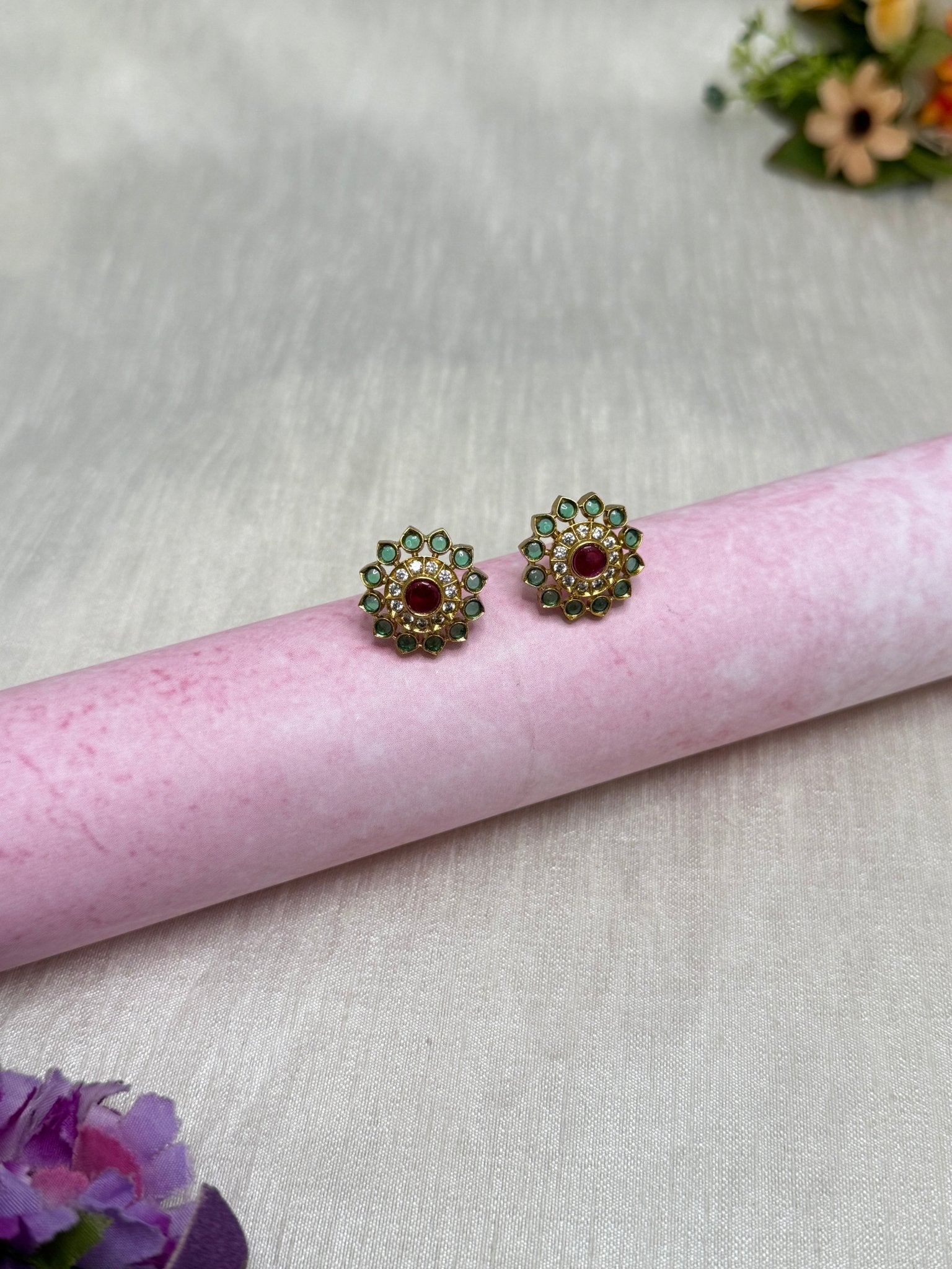 Antique Stud Earrings 0231 - Mahilas