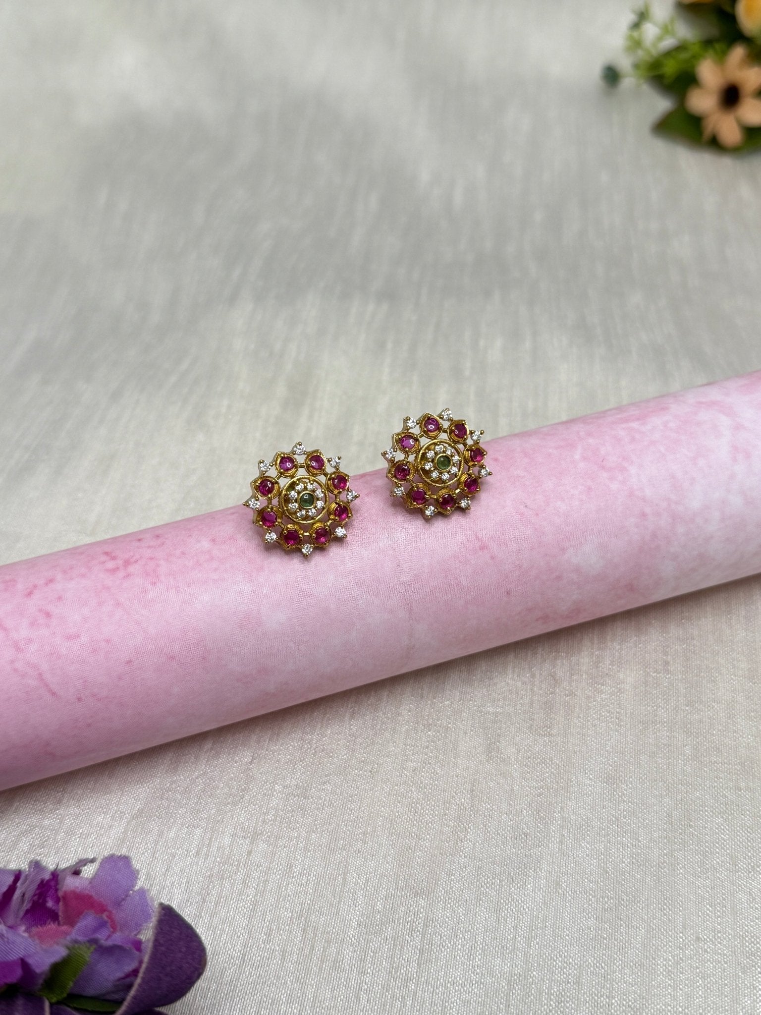 Antique Stud Earrings 0259 - Mahilas