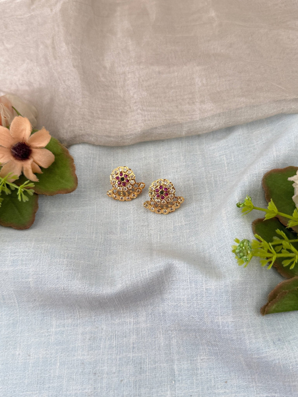 Antique Stud Earrings | E0205 B - Mahilas