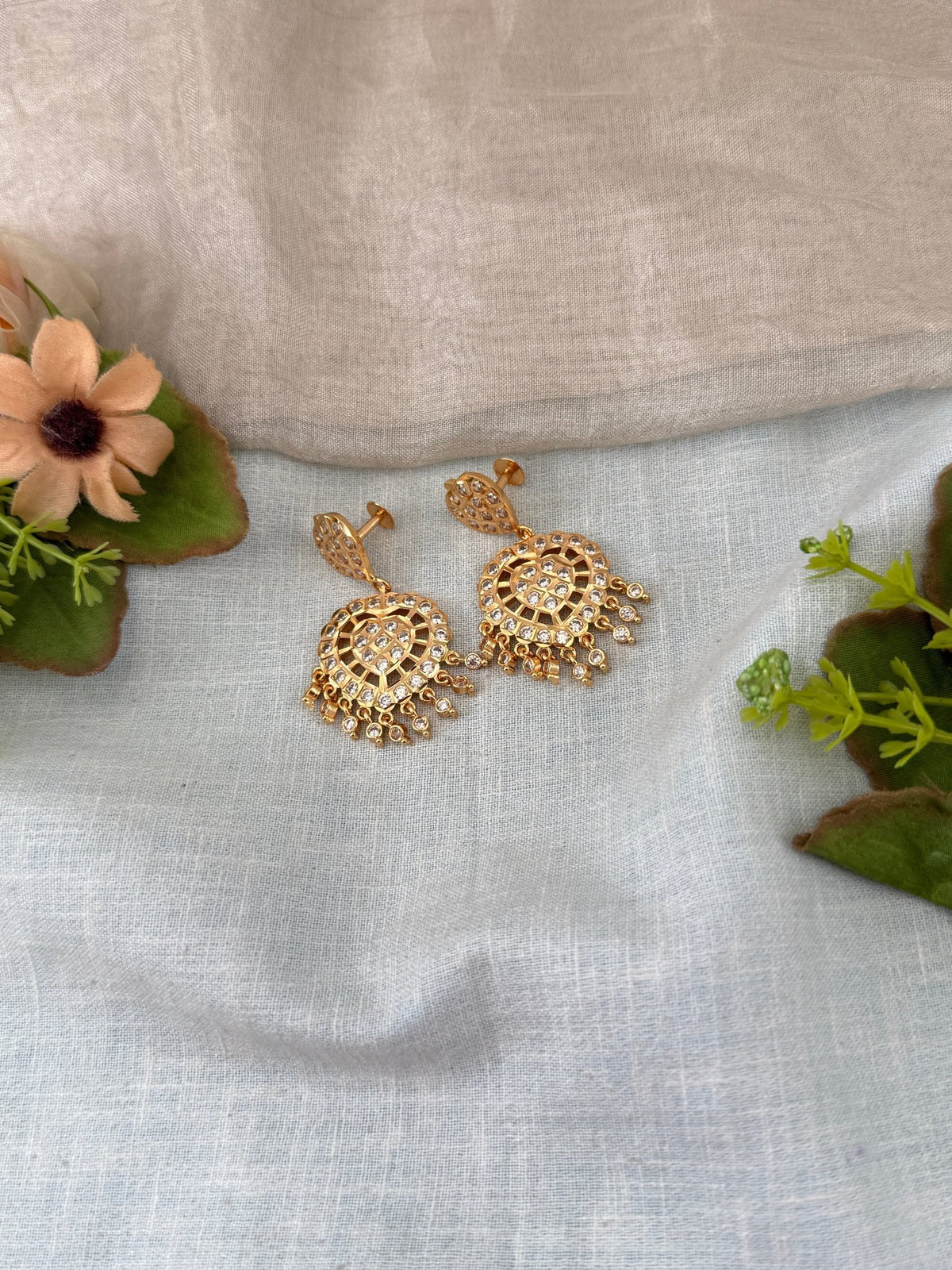 Antique Stud Earrings | E0216 B - Mahilas