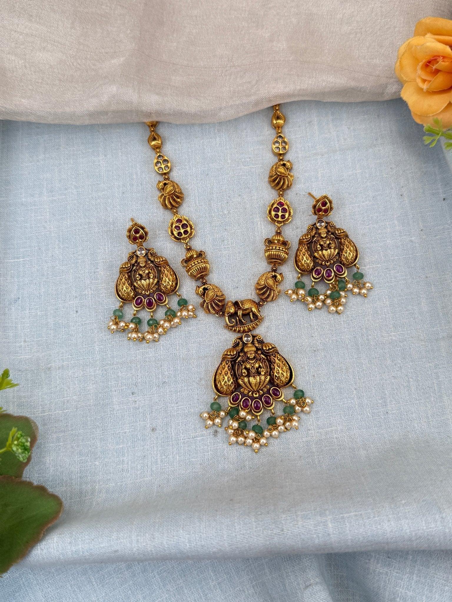Beautiful Antique Lakshmi Short Necklace Set 0124 - Mahilas