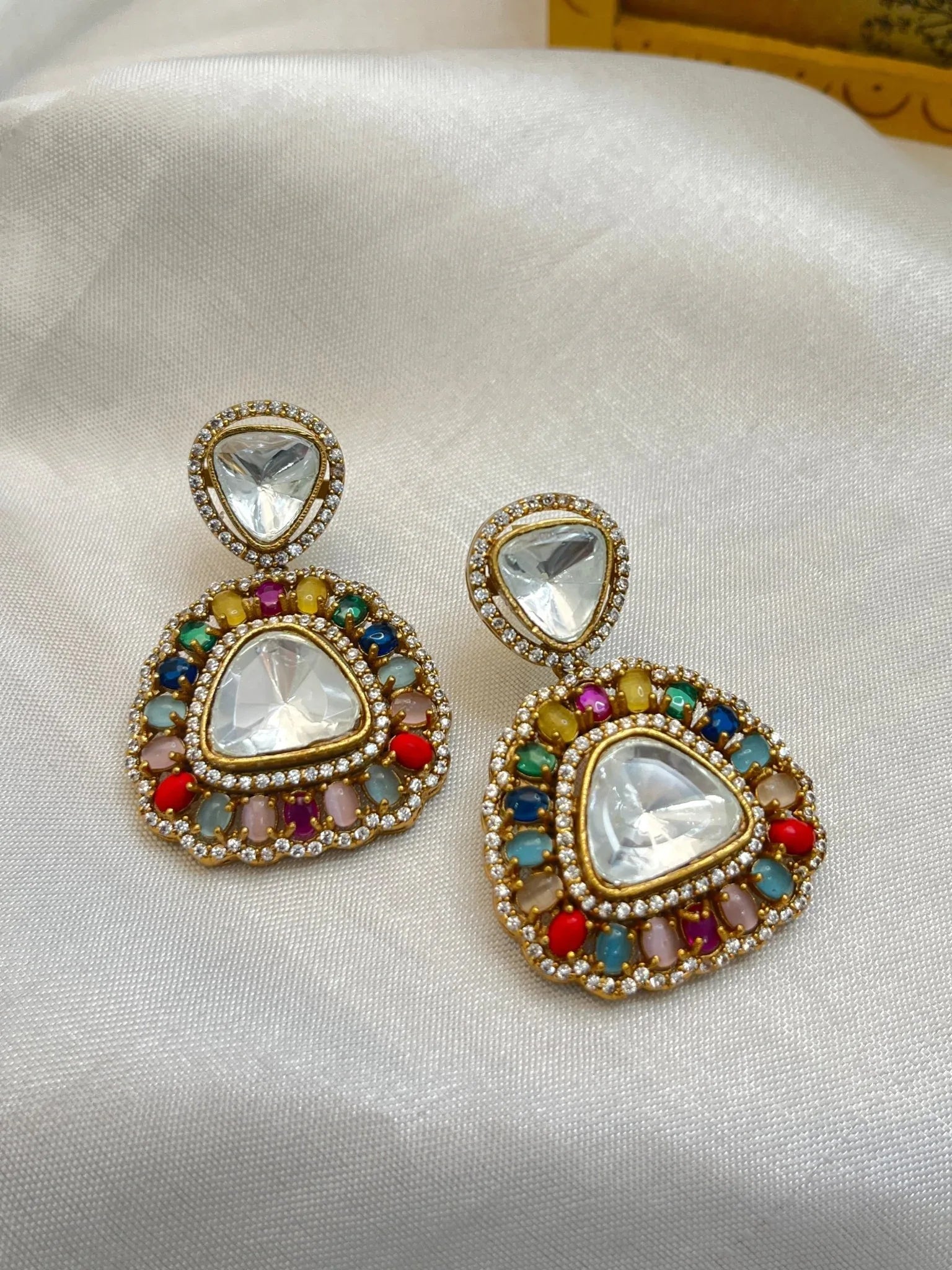 Crystal Stone Earrings 10 - Mahilas