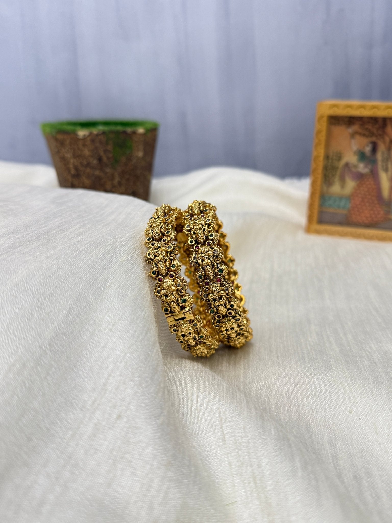 Designer Antique Kada Bangles 6901 - Mahilas