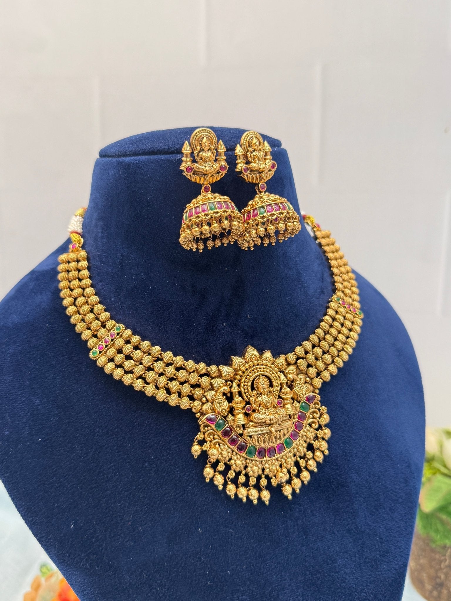 Designer Antique Necklace Set 402 - Mahilas