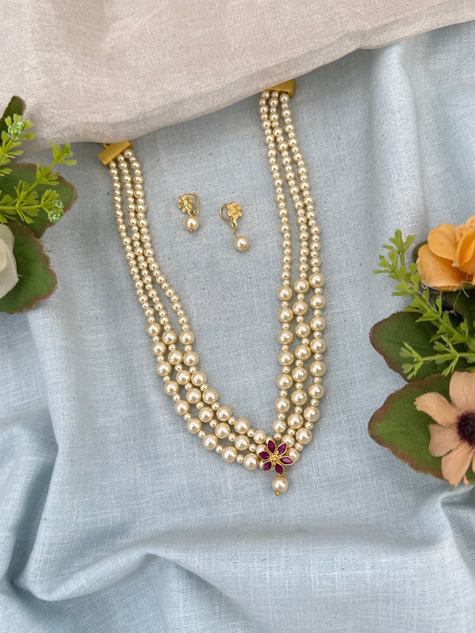 Designer Antique Pearl Layer Short Necklace Set 1043 - Mahilas