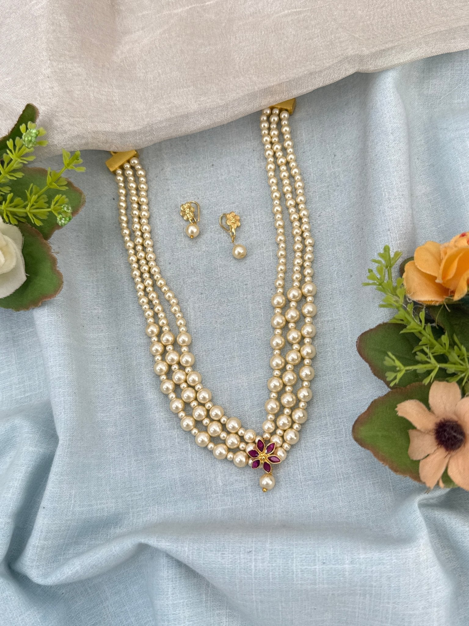 Designer Antique Pearl Layer Short Necklace Set 1043 - Mahilas