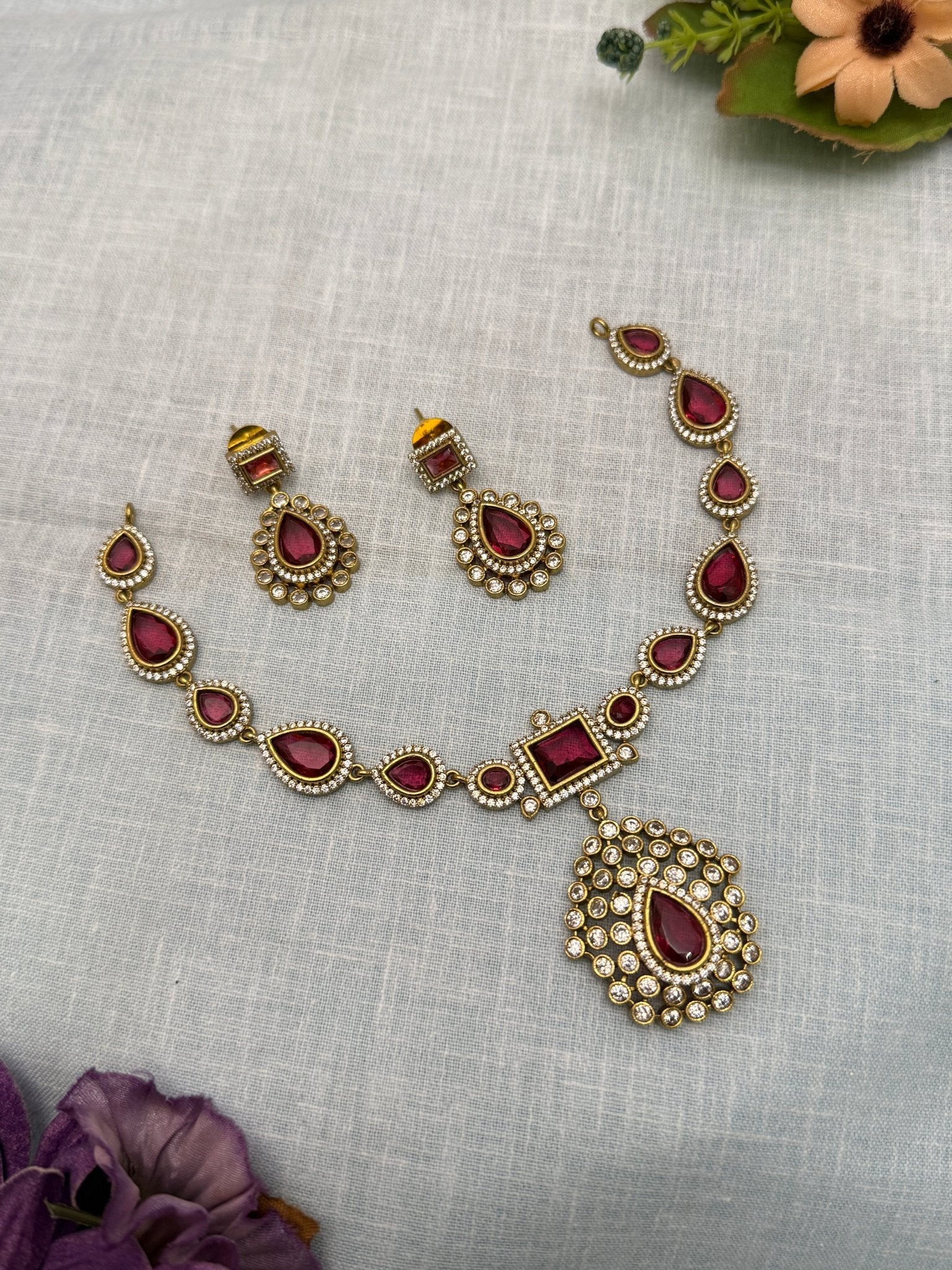Designer Antique Stone Necklace Set 643 - Mahilas