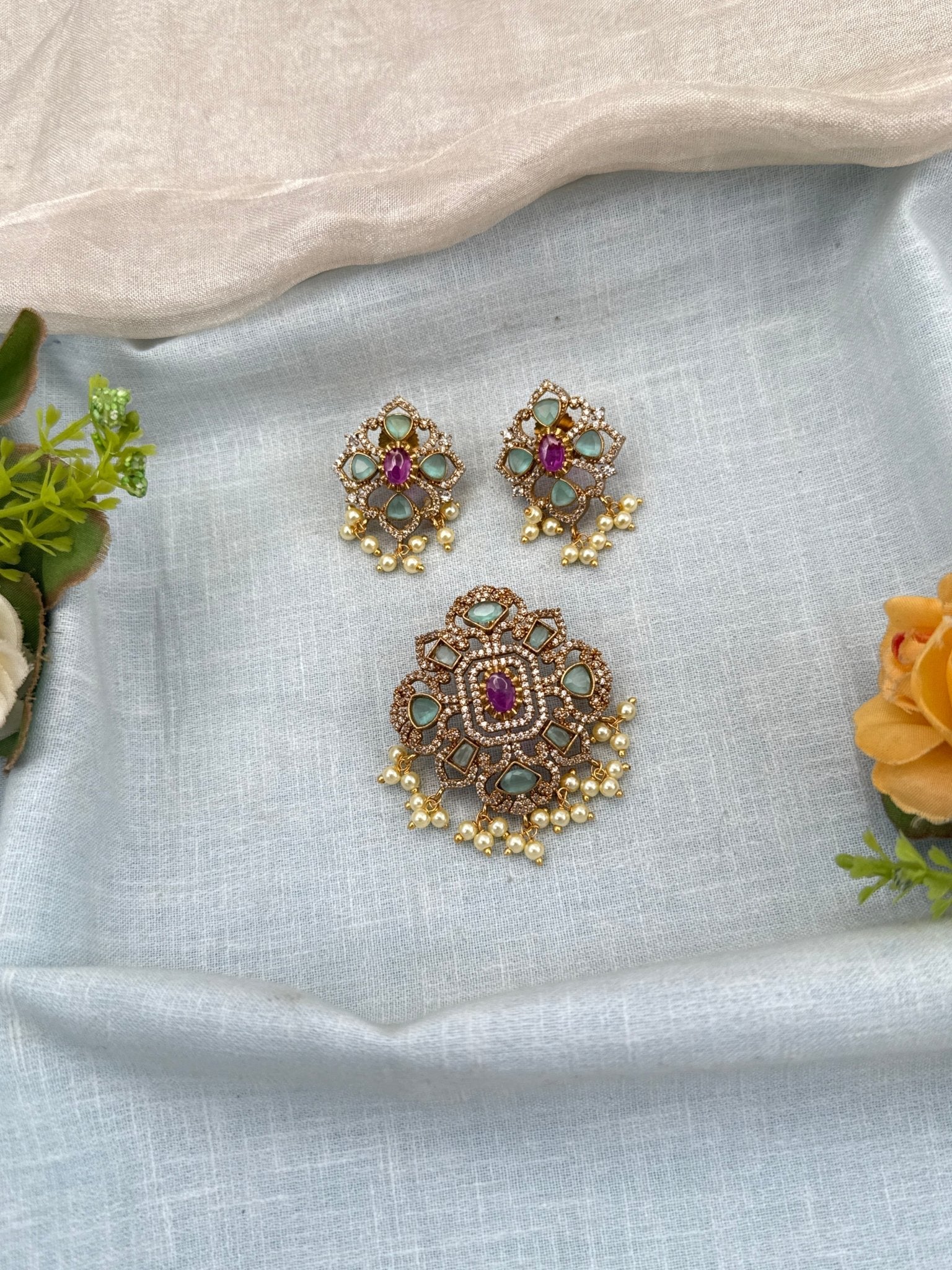 Designer Antique Stone Pendant With Earrings Set 299 - Mahilas