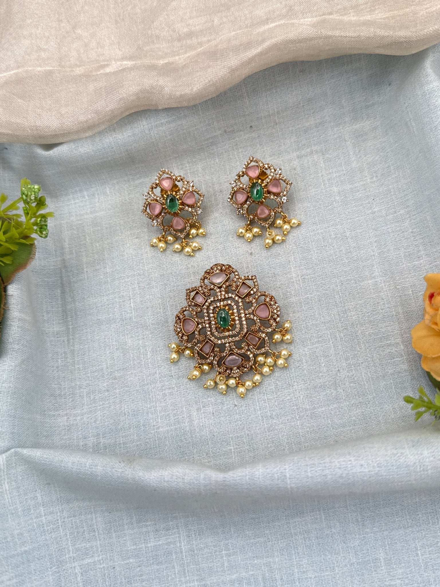 Designer Antique Stone Pendant With Earrings Set 305 - Mahilas