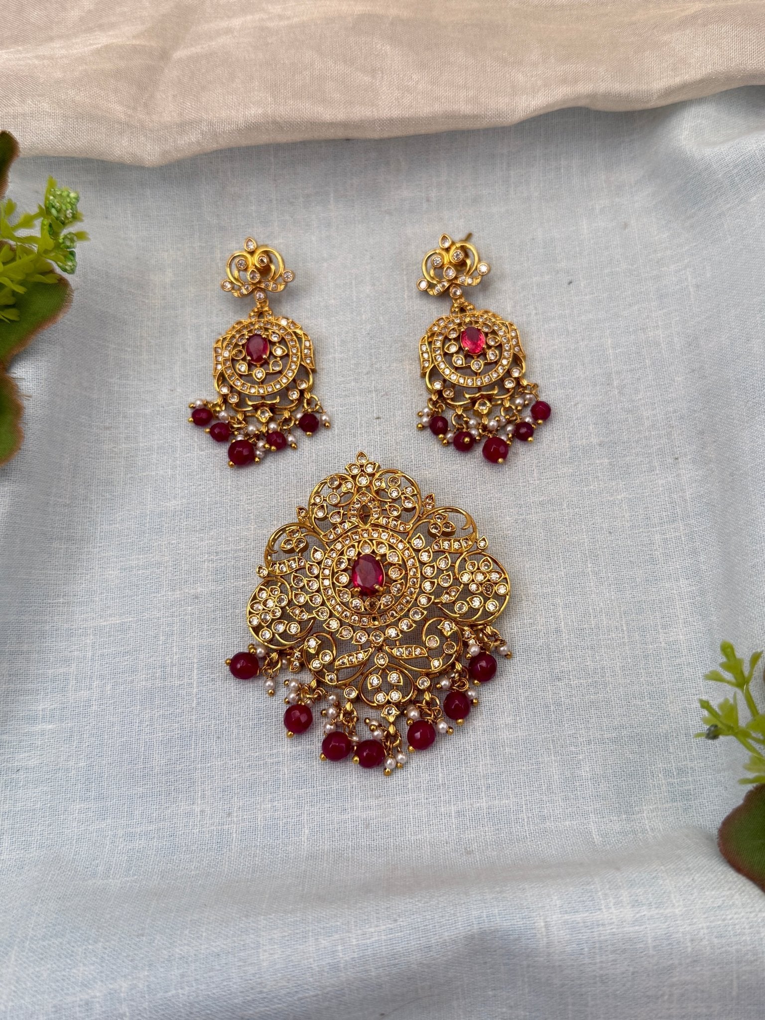 Designer Antique Stone Pendant With Earrings Set 313 - Mahilas