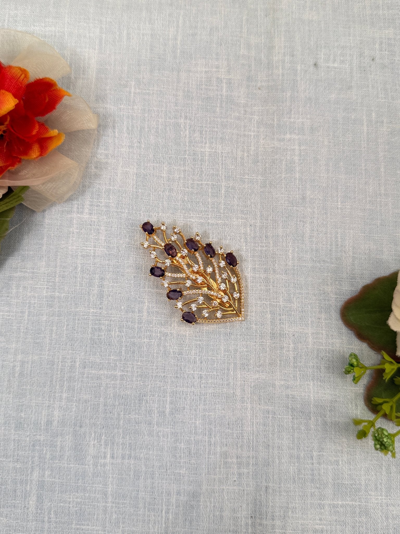 Designer Antique Stone Saree Pins 2014 - Mahilas