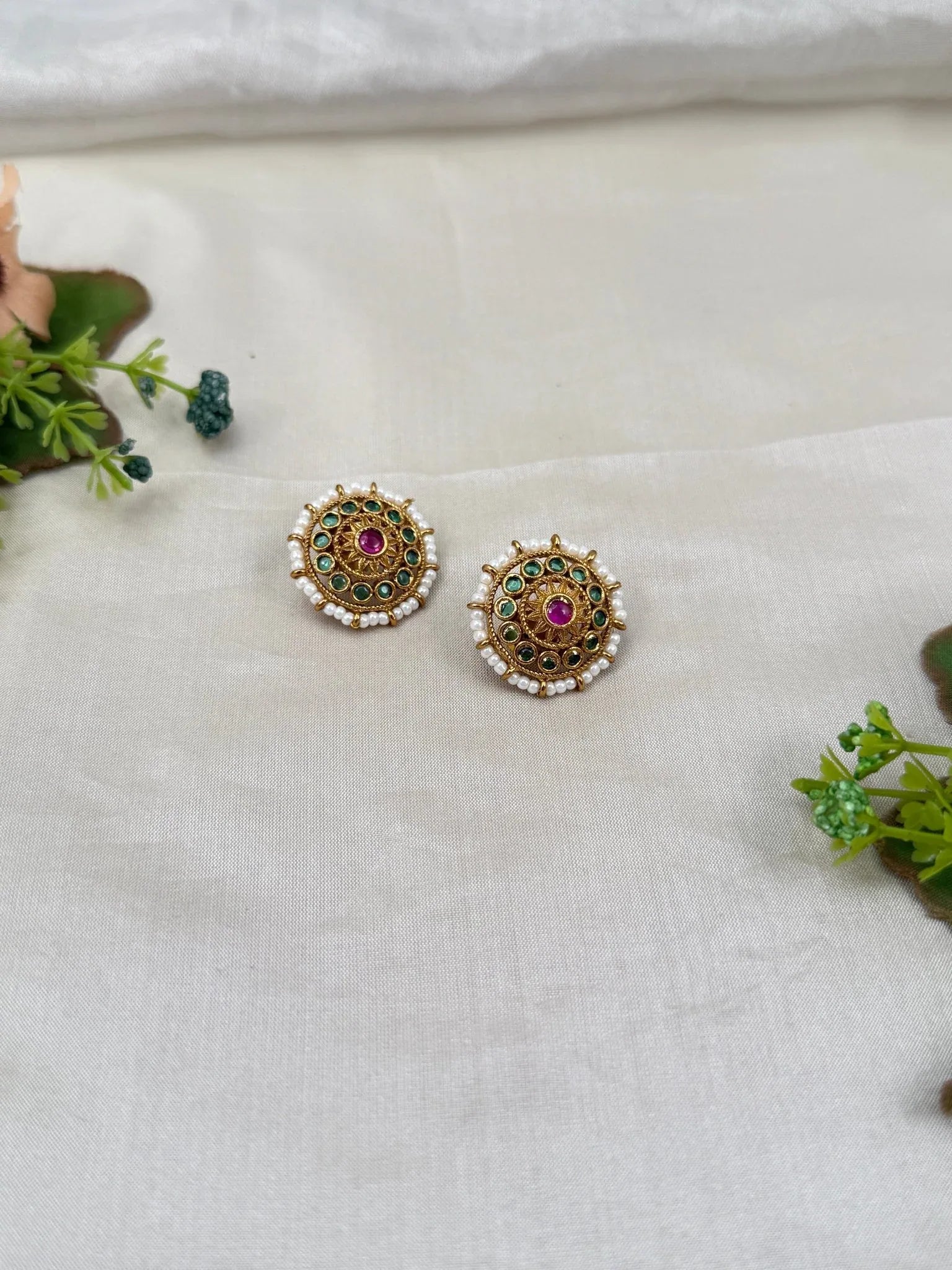 Designer Antique Stud Earrings 0484 - Mahilas