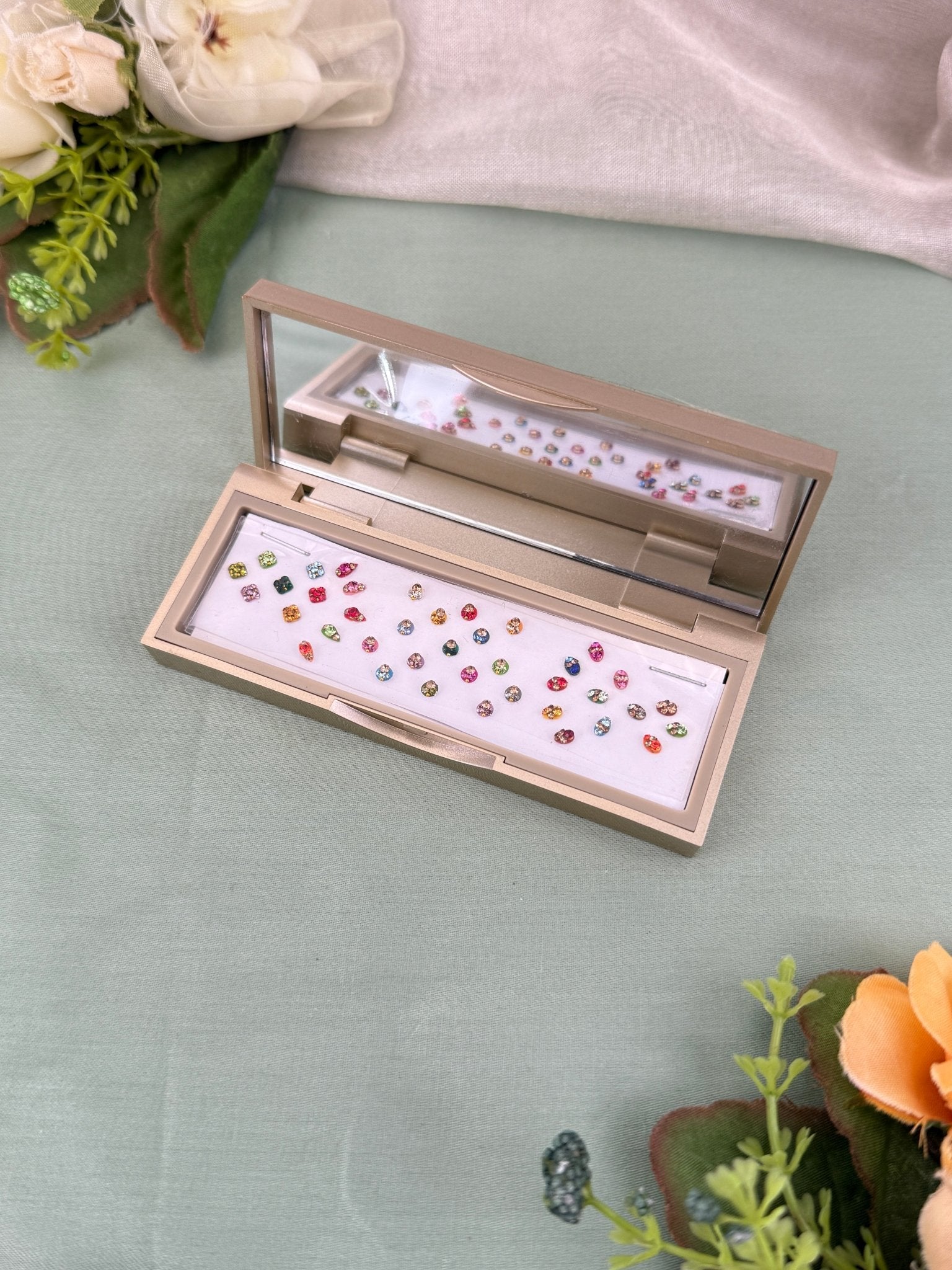 Designer Grand Bindi Box 535 - Mahilas