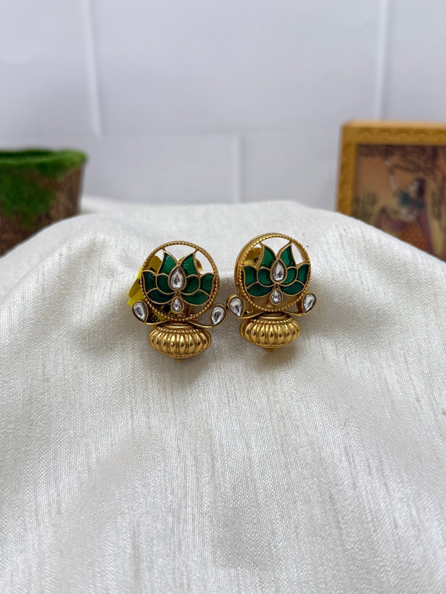 Designer Kundan Earrings 1145 - Mahilas