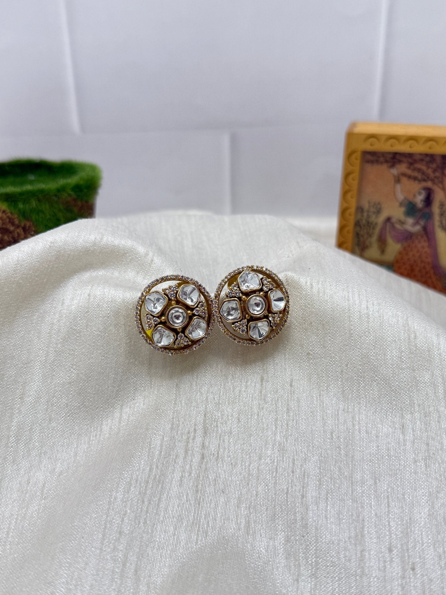 Designer Kundan Earrings 1160 - Mahilas