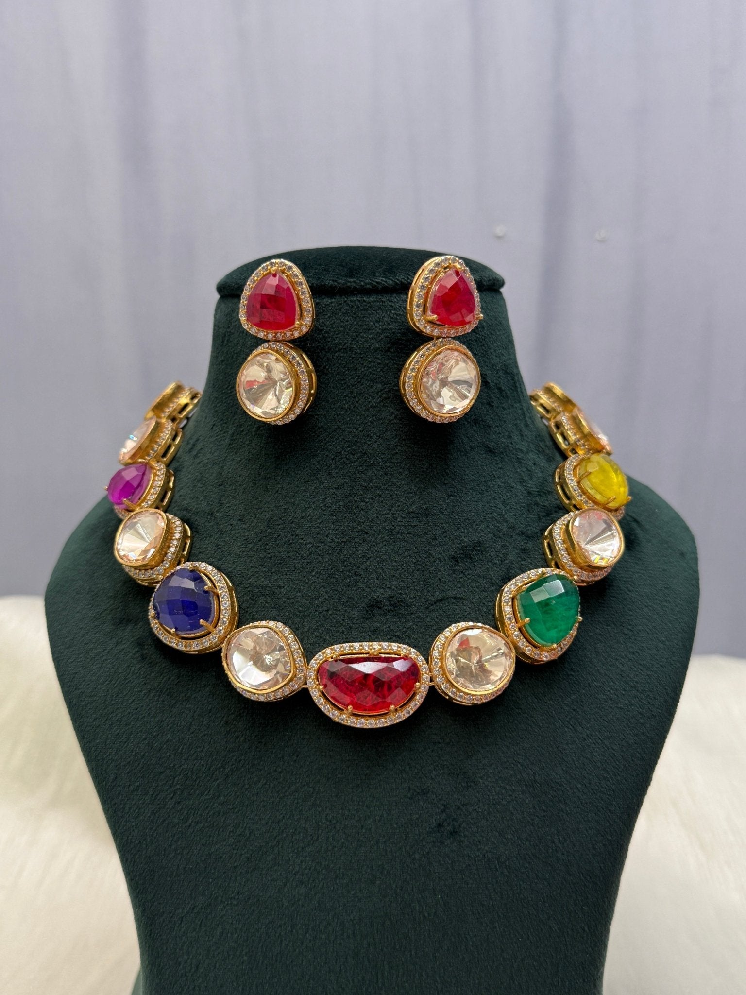 Designer Luxurious Kundan Necklace Set 1116 - Mahilas