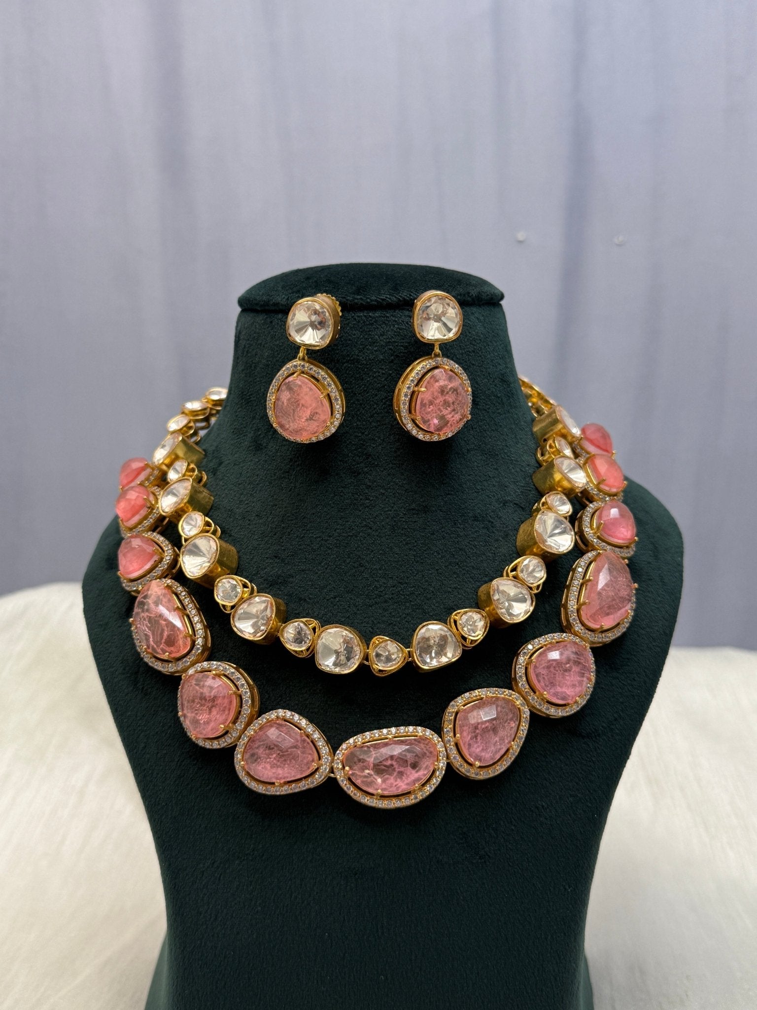 Designer Luxurious Kundan Necklace Set 1118 - Mahilas