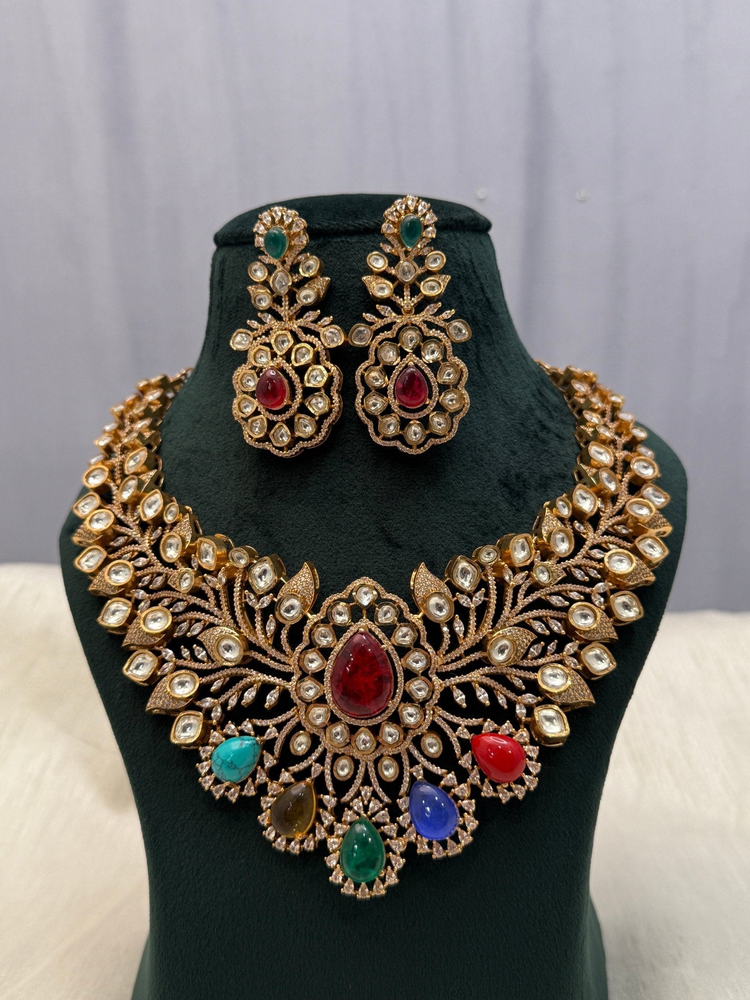 Designer Luxurious Kundan Necklace Set 1128 - Mahilas