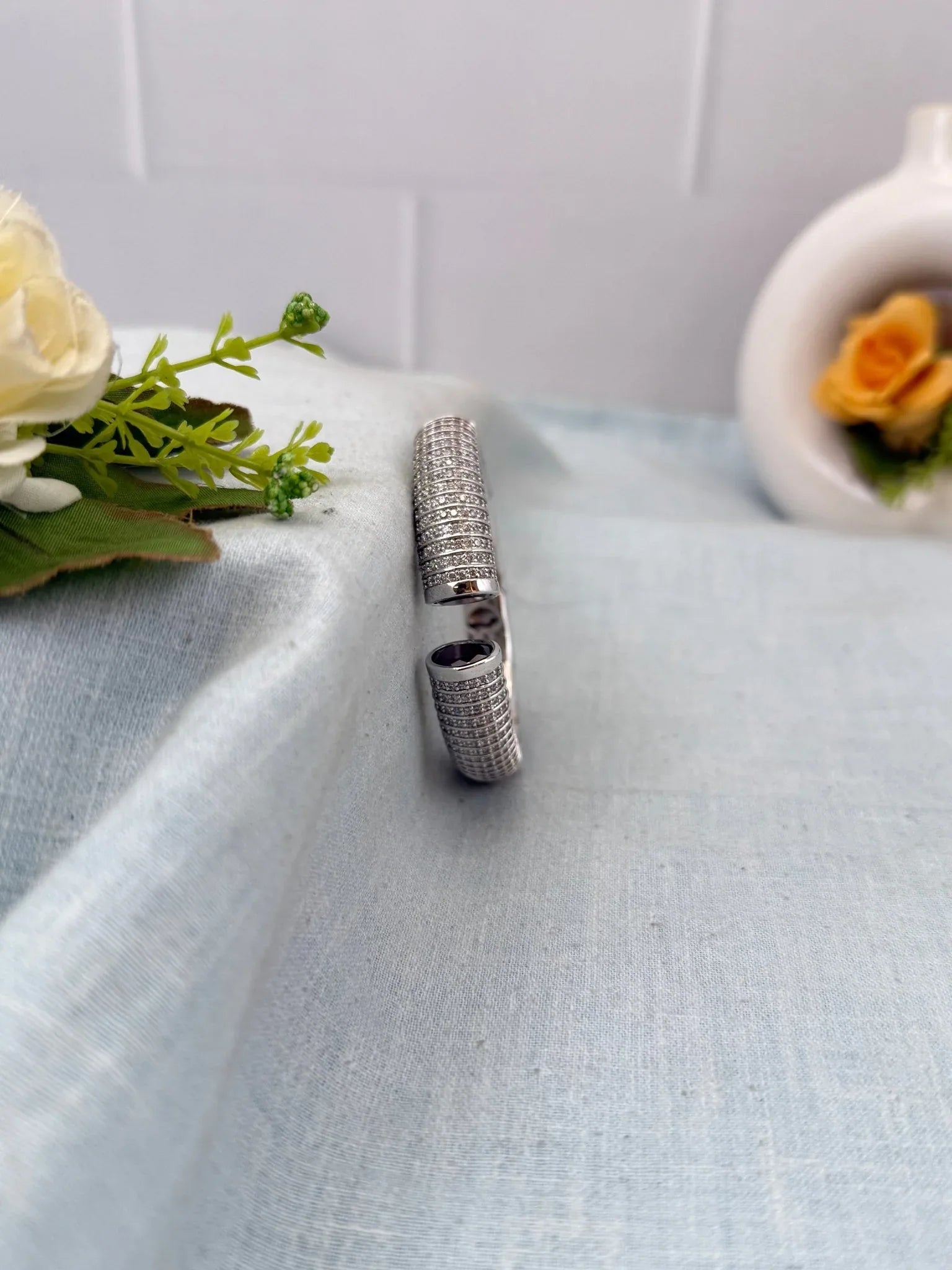 Designer Statement Stone Bracelet 7051 - Mahilas