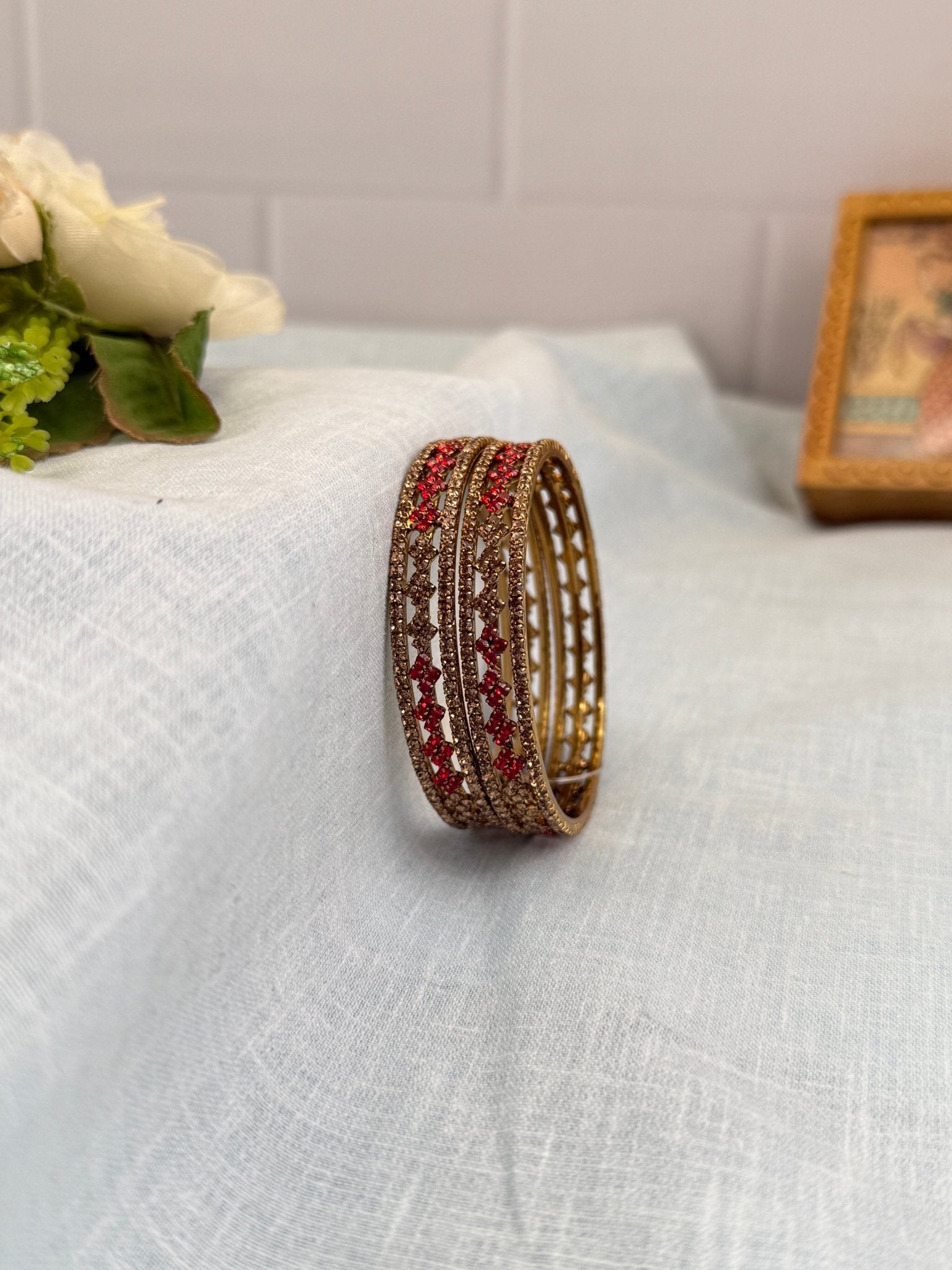 Designer Victorian Antique Stone Bangles 7000 - 9 Colors - Mahilas