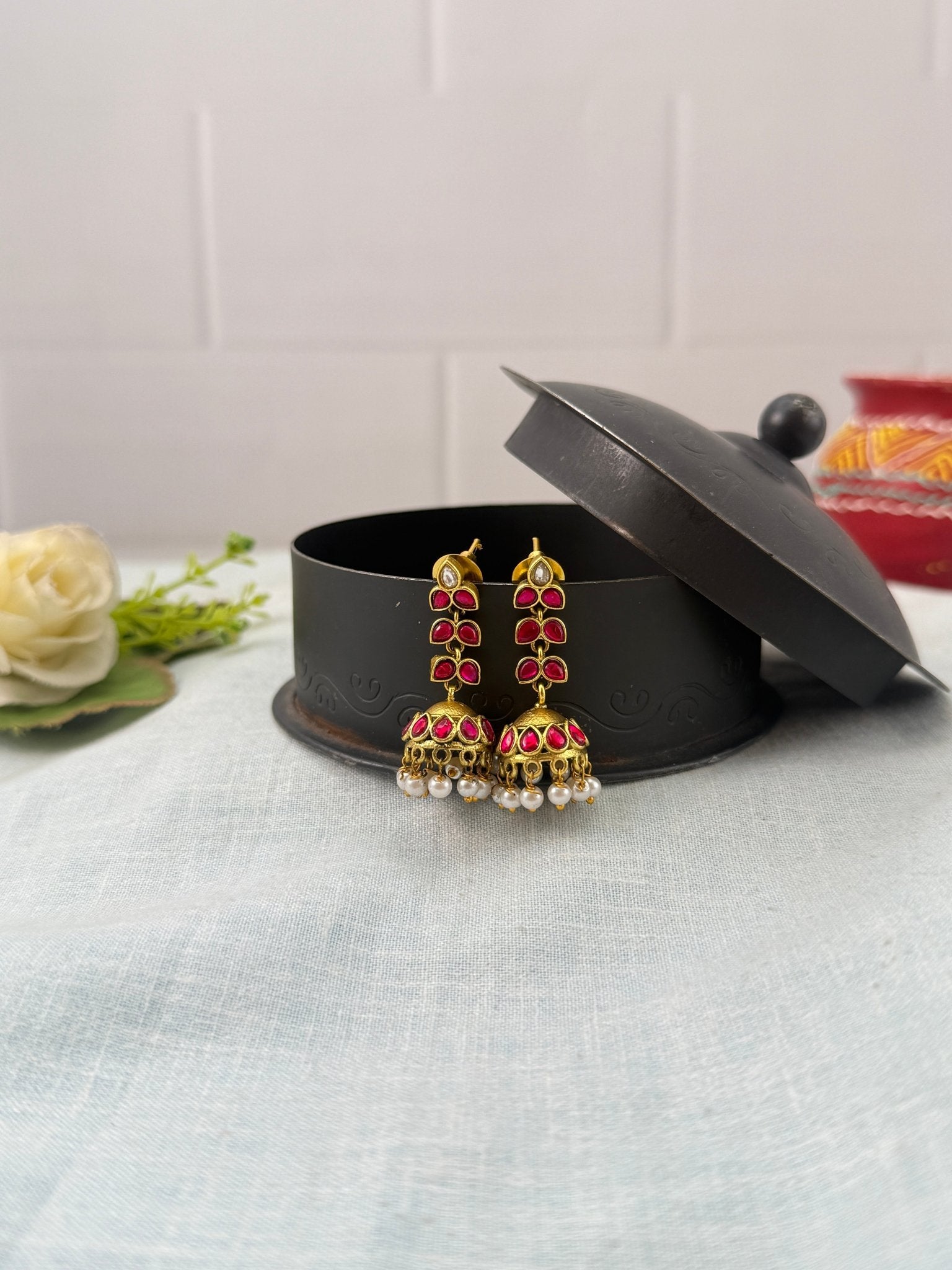 Jadau Kundan Jhumka Earrings | E0229 - Mahilas