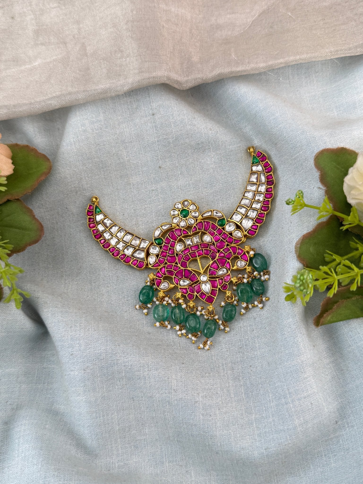 Jadau Kundan Pendant Necklace Luxurious Kanti Style | N0003 - Mahilas