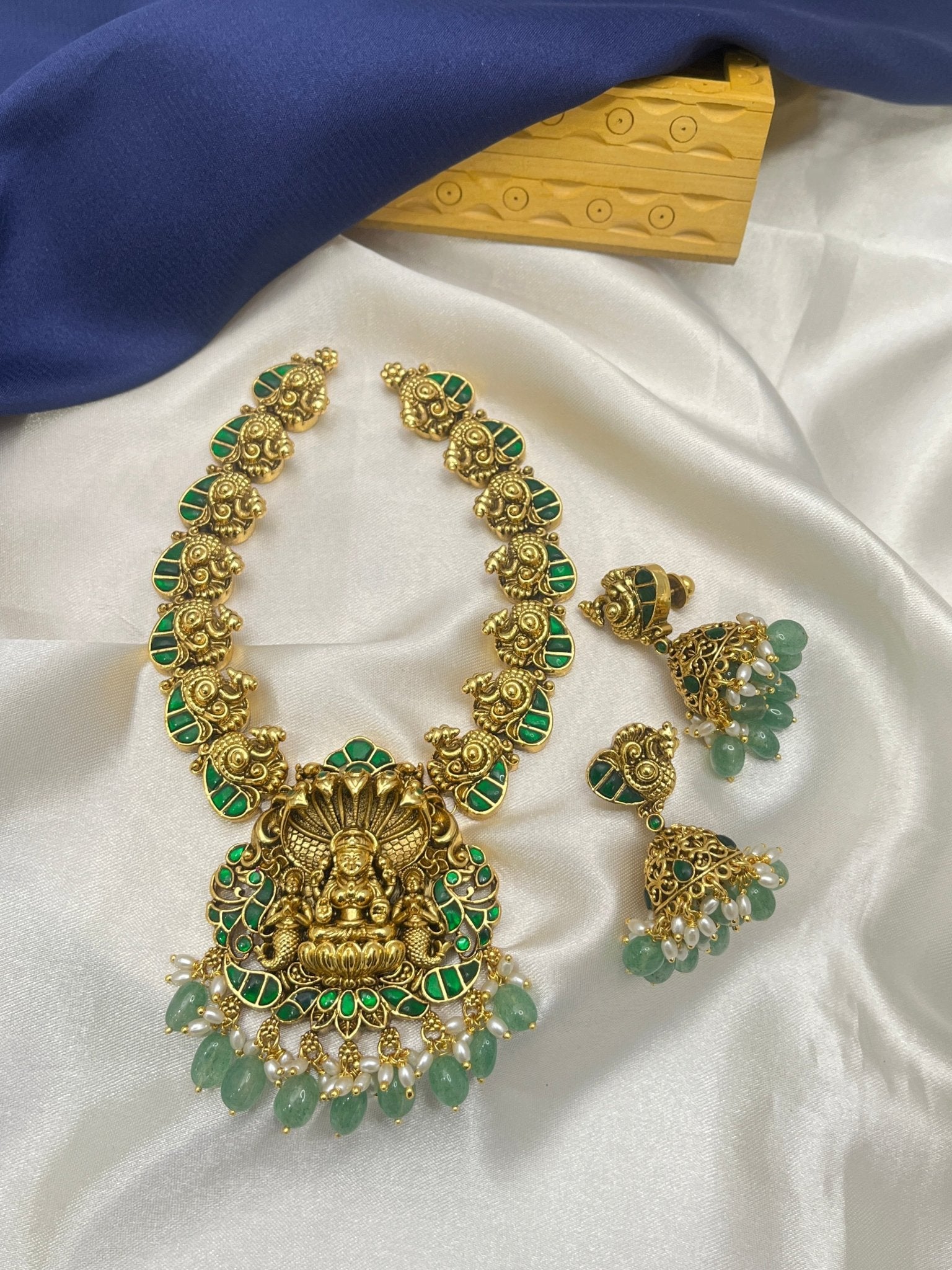 Jadau Necklace Set 045 - Mahilas