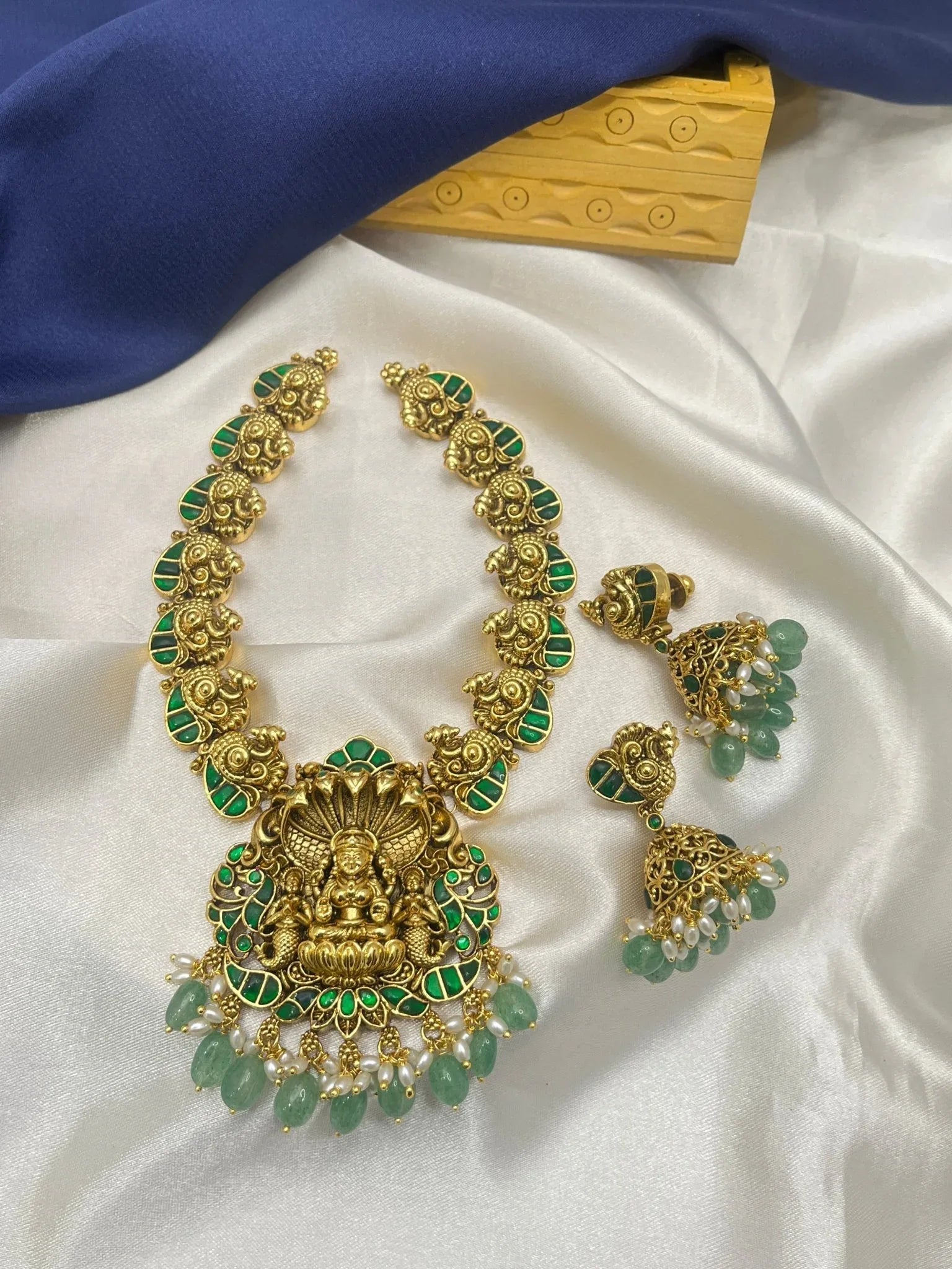 Jadau Necklace Set 045 - Mahilas