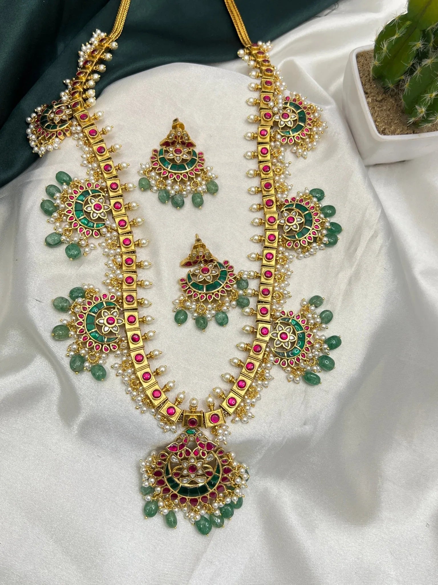 Jadau Necklace Set 089 - Mahilas