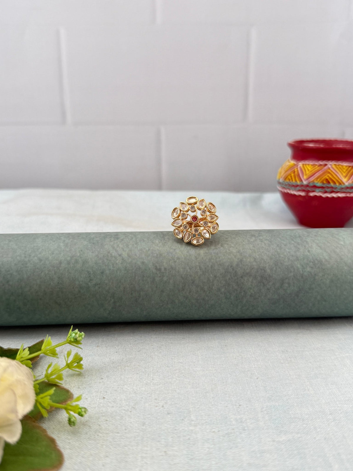 Kundan Finger Ring | F0026 - Mahilas