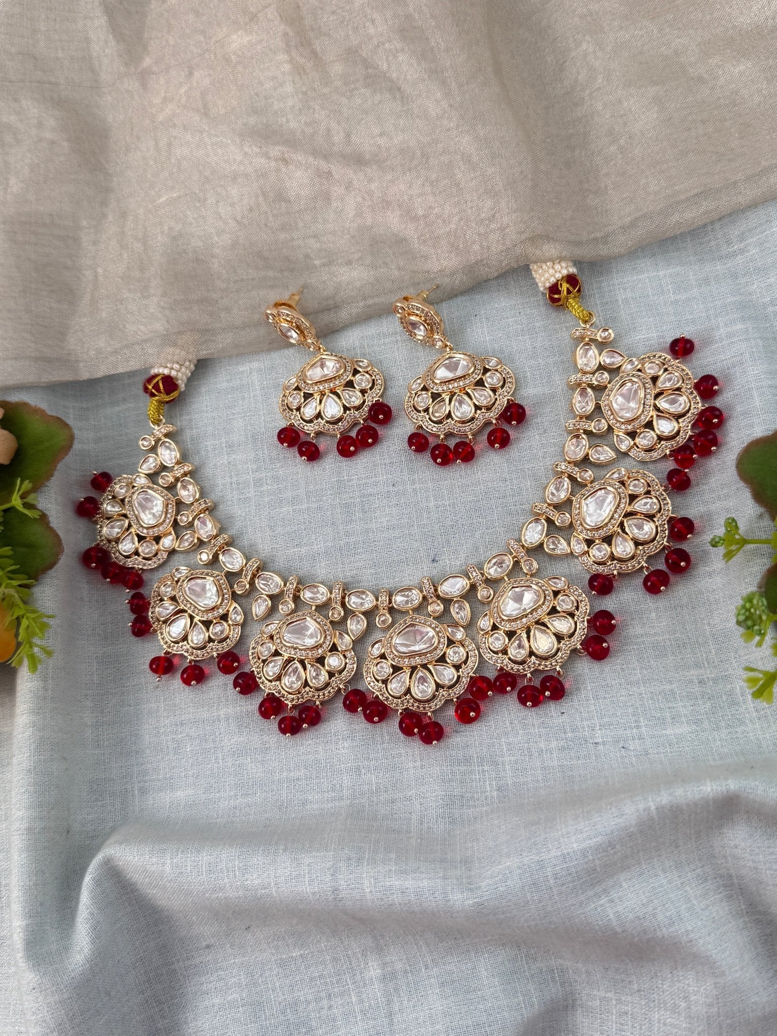 Kundan Flower Style Luxury Short Set | N0487 - Mahilas