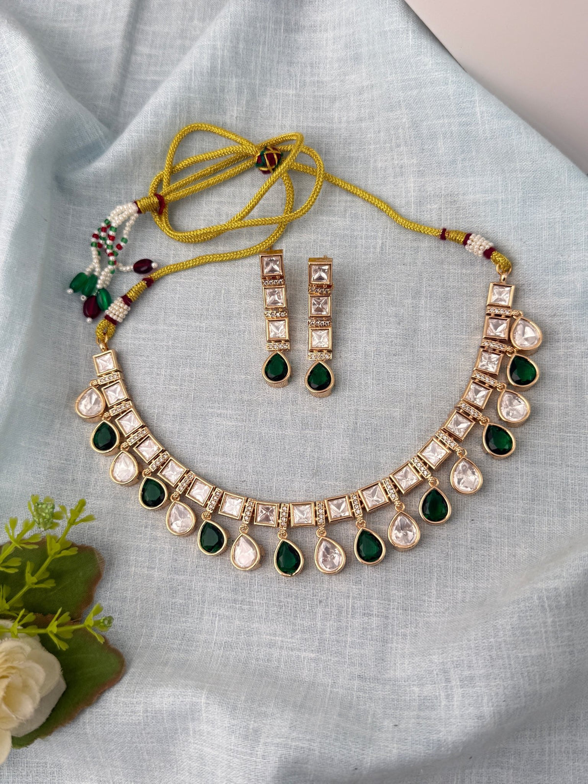 Kundan Necklace Premium Short Set | N0949 - Mahilas