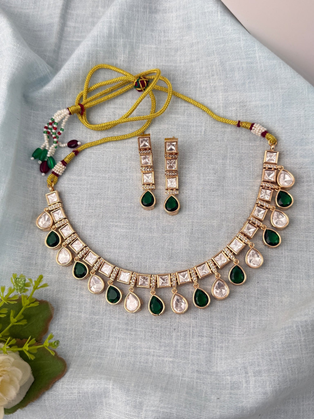 Kundan Necklace Premium Short Set | N0949 - Mahilas