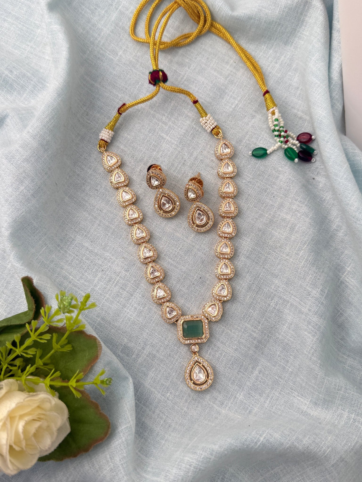 Kundan Necklace Premium Short Set | N0961 - Mahilas