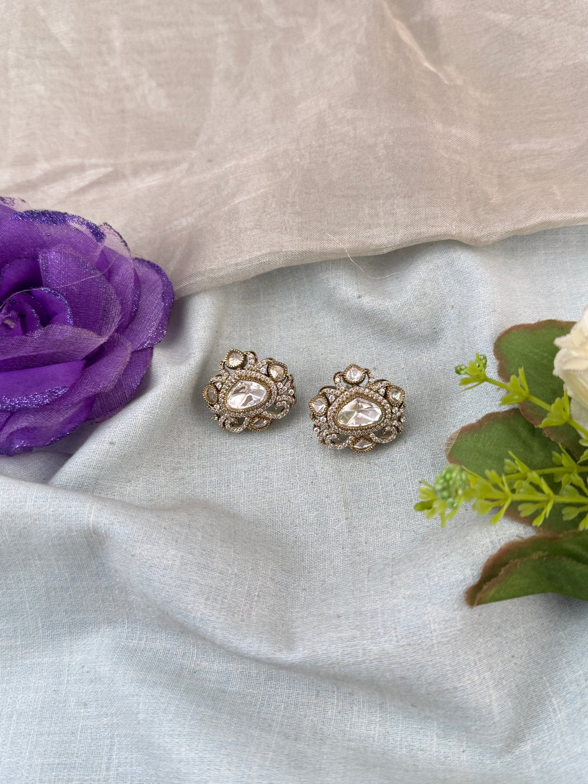 Kundan Stud Earring | E0035 - Mahilas