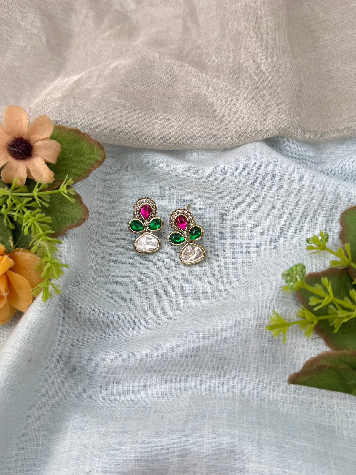 Kundan Stud Style Earrings | E0258 - Mahilas