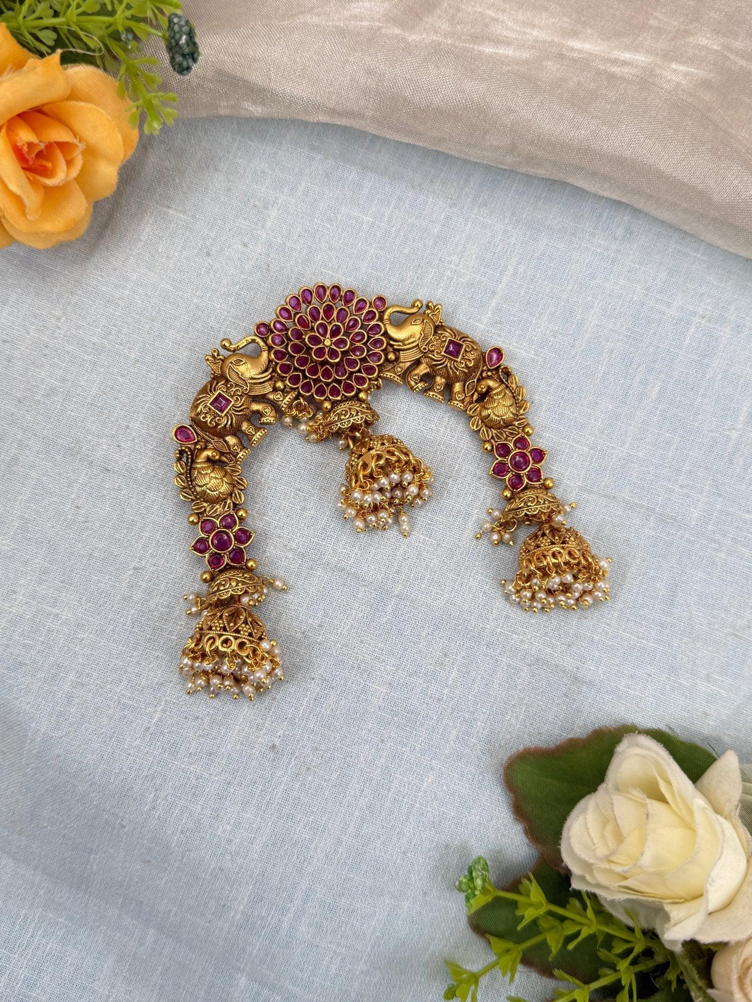 Luxurious Antique Arch Jadebille 409 - Mahilas